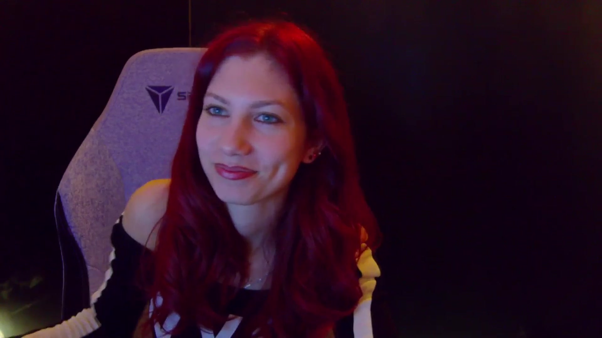 Gallery image thumbnail from Yasemina's myfreecams stream on, 04/05/2026, 23:48 image 8 of 20