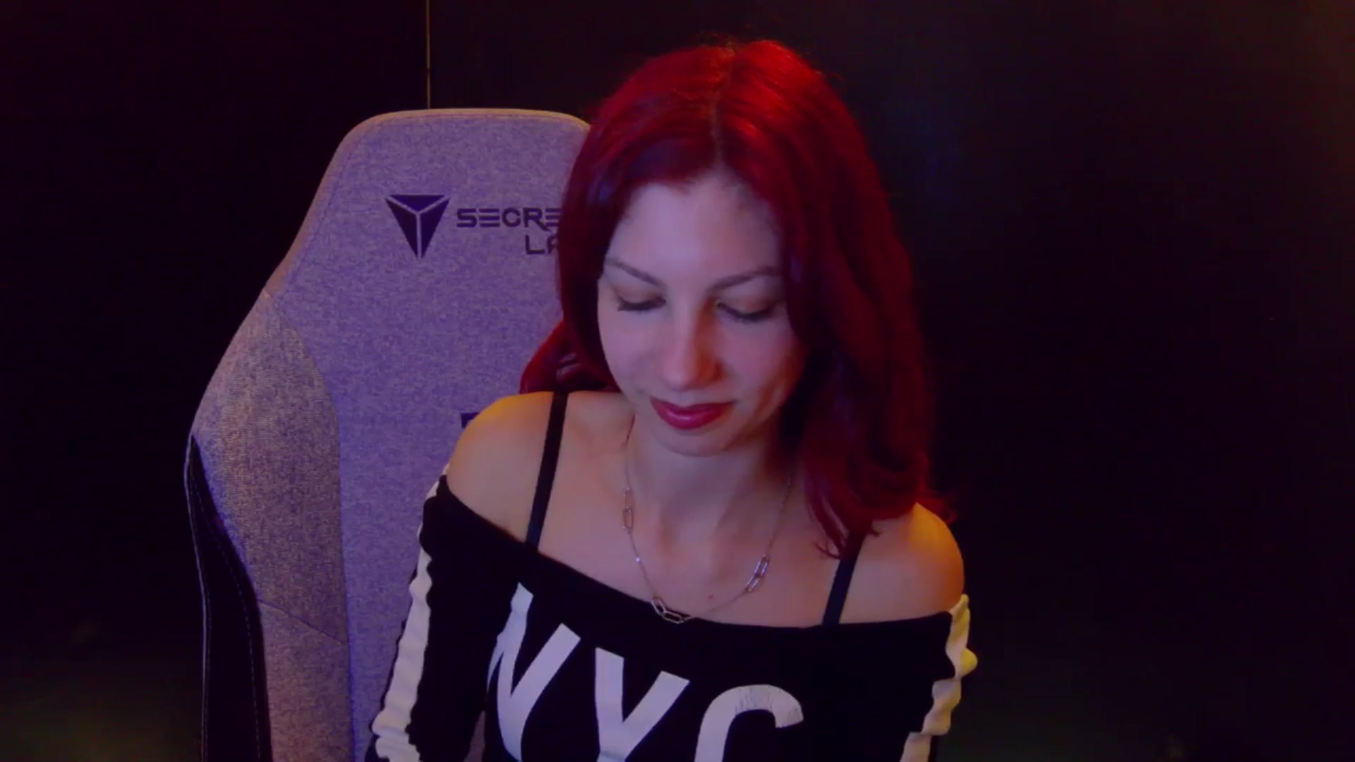 Gallery image thumbnail from Yasemina's myfreecams stream on, 04/05/2026, 23:48 image 18 of 20