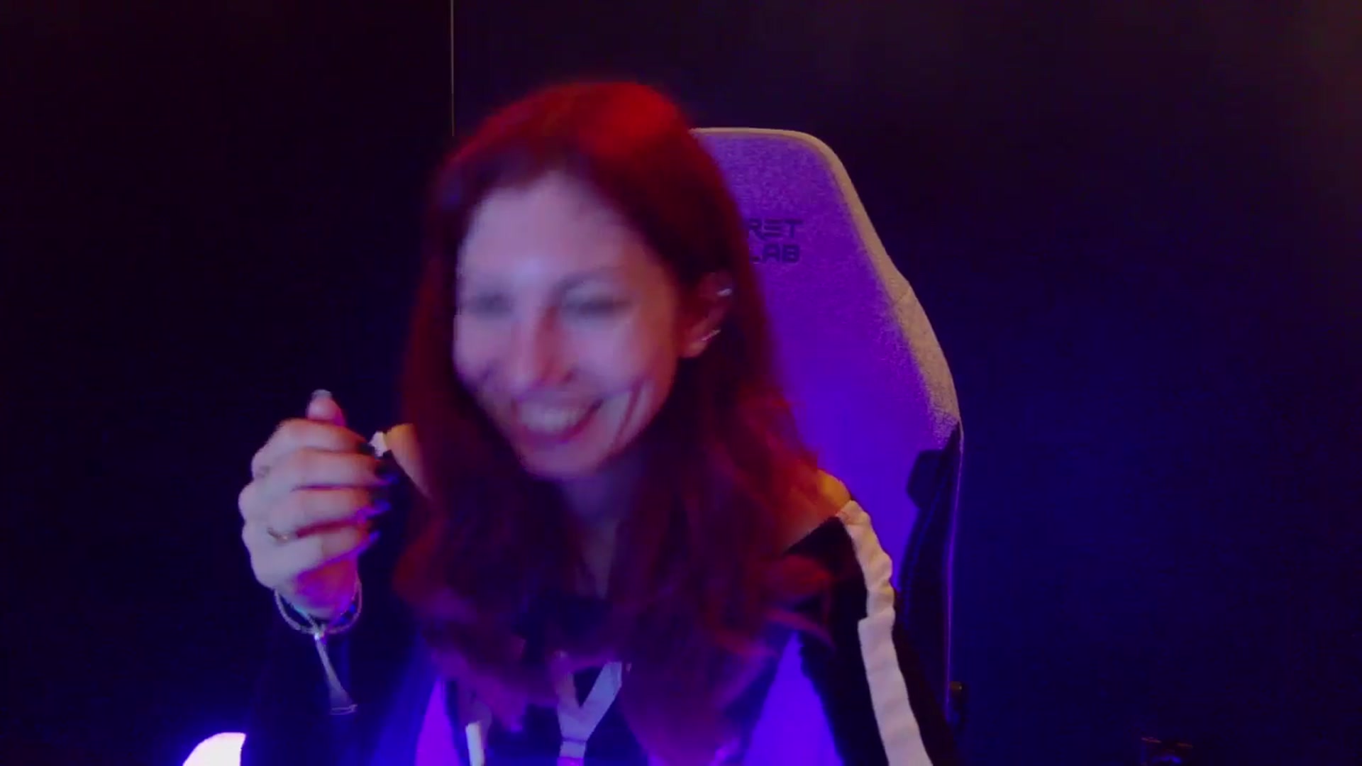 Gallery image thumbnail from Yasemina's myfreecams stream on, 04/06/2026, 24:56 image 2 of 20