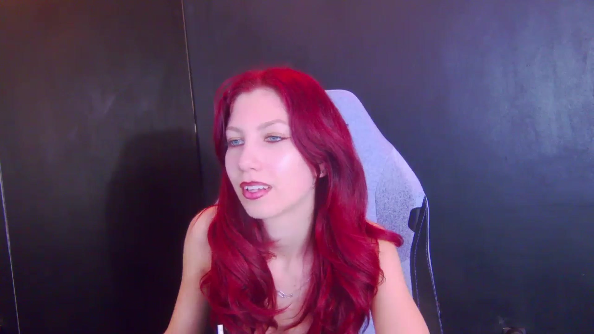 Gallery image thumbnail from Yasemina's myfreecams stream on, 04/06/2026, 22:33 image 2 of 20