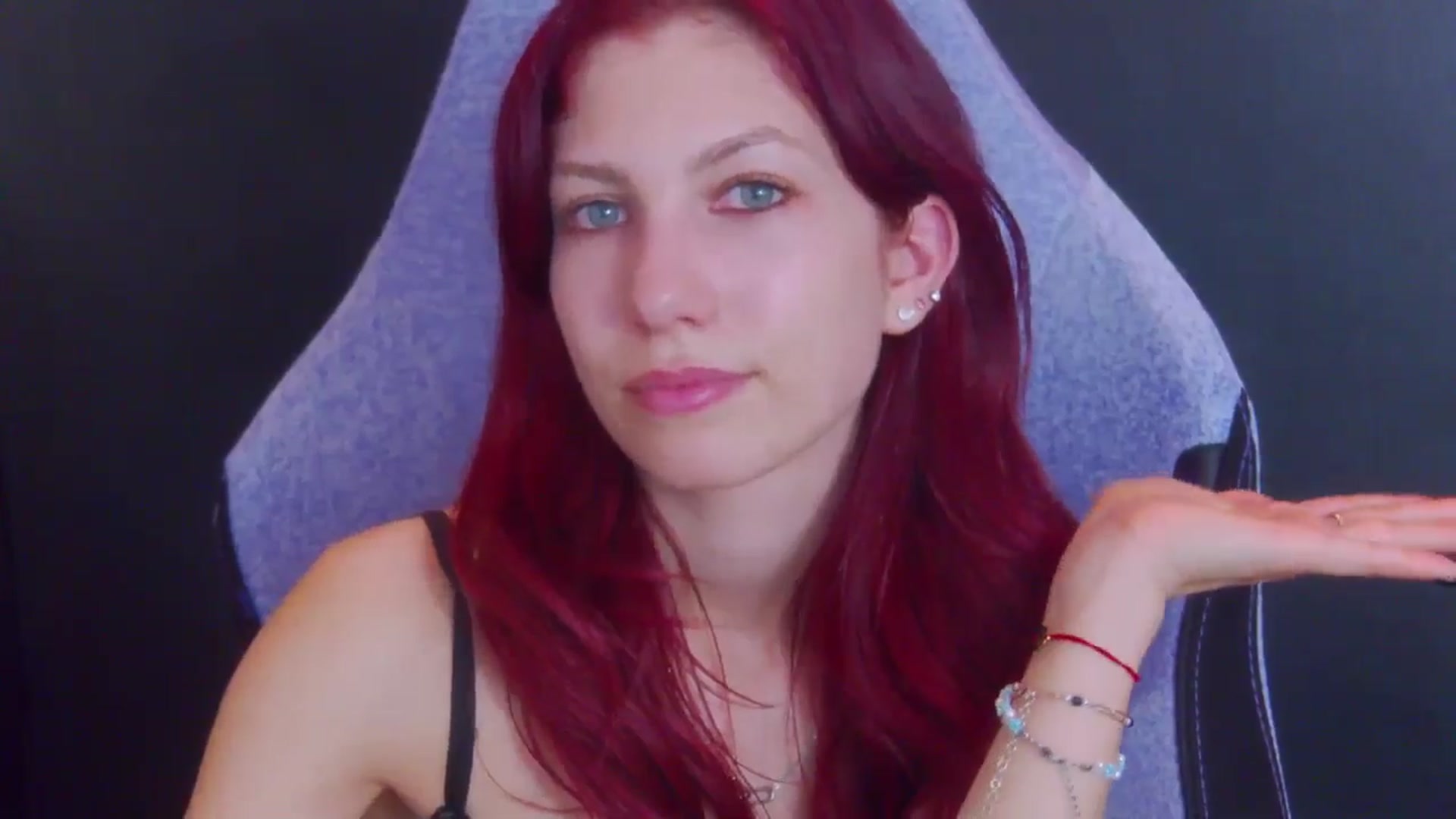 Gallery image thumbnail from Yasemina's myfreecams stream on, 04/07/2026, 02:32 image 19 of 20