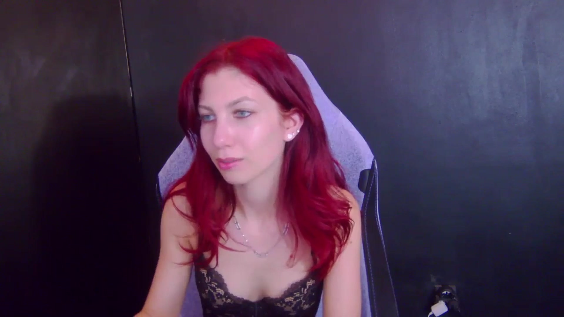 Gallery image thumbnail from Yasemina's myfreecams stream on, 04/07/2026, 03:09 image 2 of 20