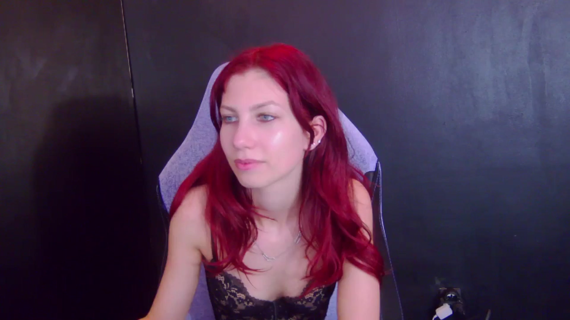 Gallery image thumbnail from Yasemina's myfreecams stream on, 04/07/2026, 03:09 image 19 of 20