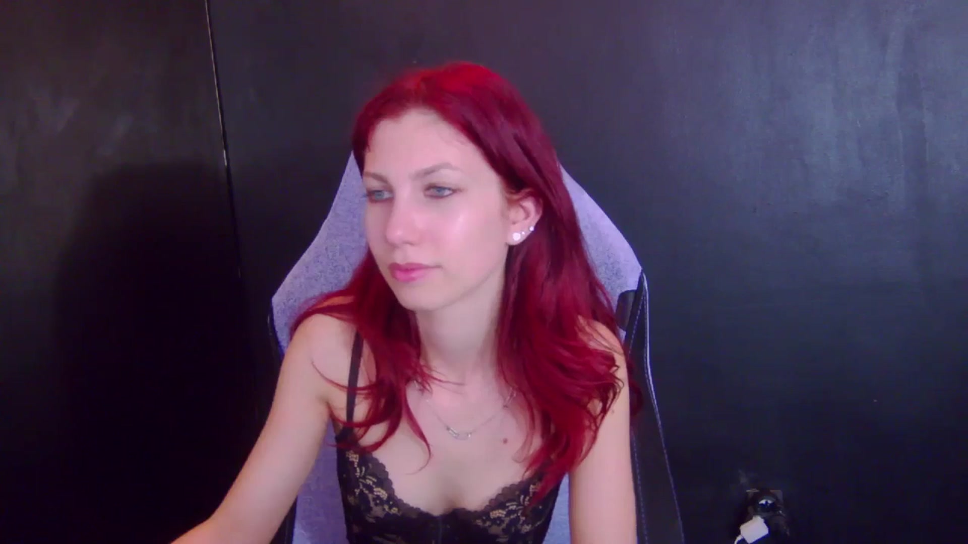 Gallery image thumbnail from Yasemina's myfreecams stream on, 04/07/2026, 03:09 image 3 of 20