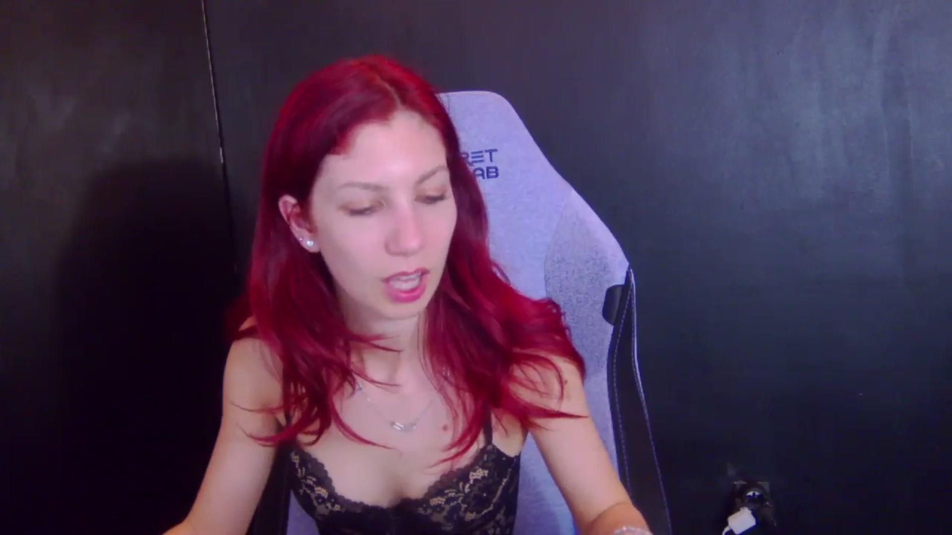 Gallery image thumbnail from Yasemina's myfreecams stream on, 04/07/2026, 03:09 image 4 of 20
