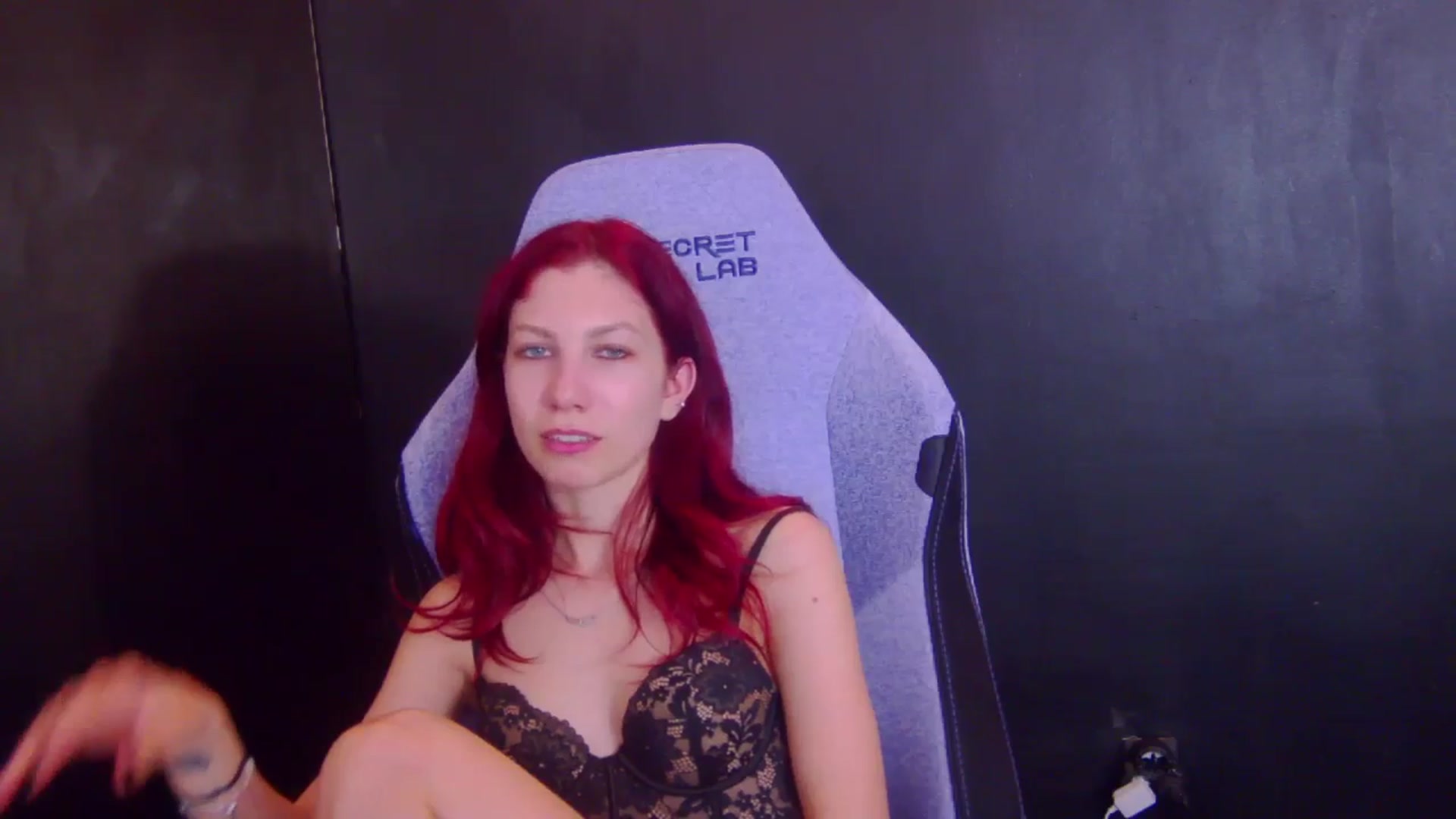 Gallery image thumbnail from Yasemina's myfreecams stream on, 04/07/2026, 03:09 image 11 of 20