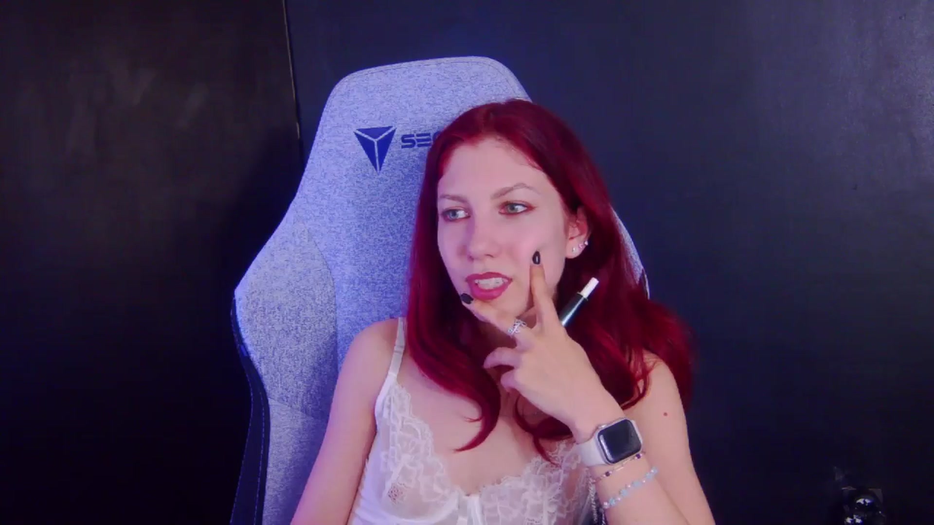 Gallery image thumbnail from Yasemina's myfreecams stream on, 04/07/2026, 22:22 image 5 of 20