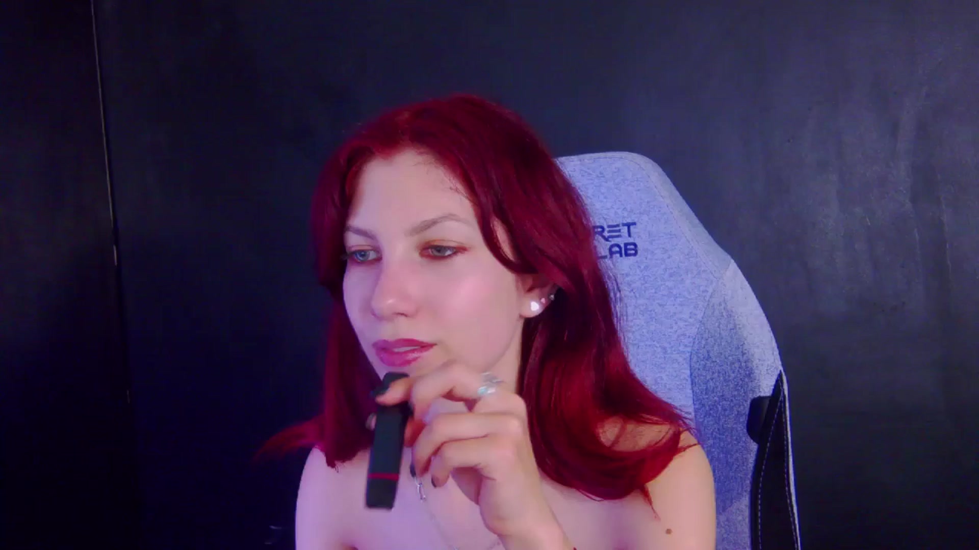Gallery image thumbnail from Yasemina's myfreecams stream on, 04/08/2026, 02:42 image 6 of 20