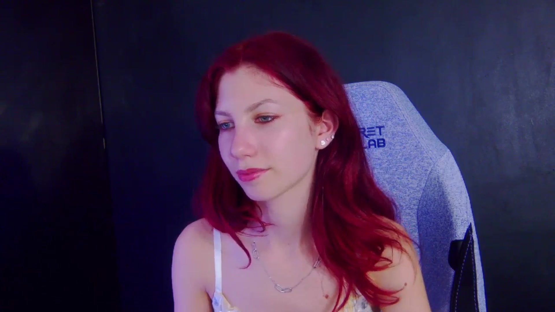 Gallery image thumbnail from Yasemina's myfreecams stream on, 04/08/2026, 02:42 image 8 of 20