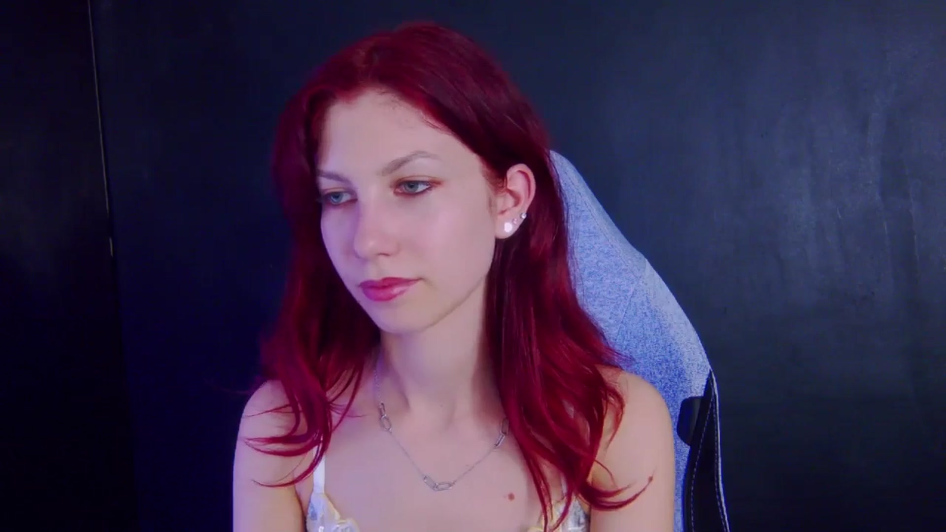 Gallery image thumbnail from Yasemina's myfreecams stream on, 04/08/2026, 02:42 image 7 of 20