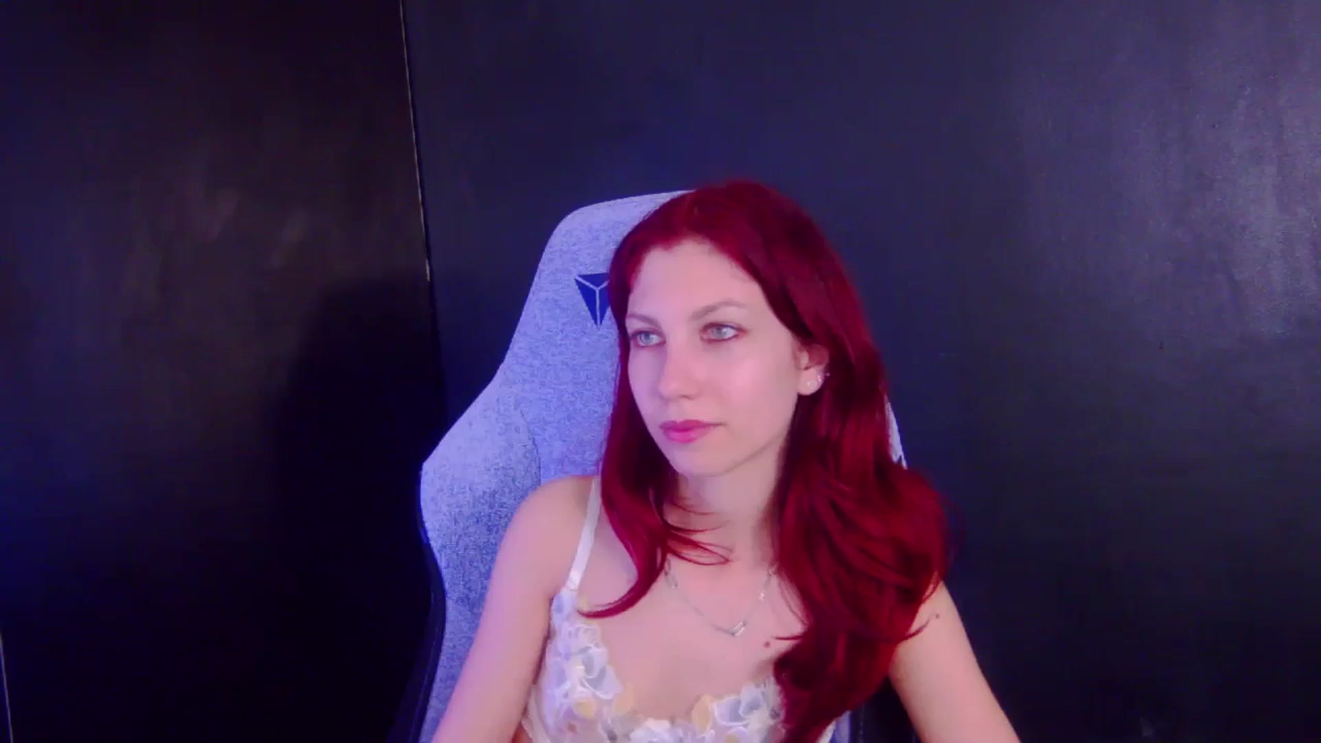 Gallery image thumbnail from Yasemina's myfreecams stream on, 04/08/2026, 02:42 image 20 of 20