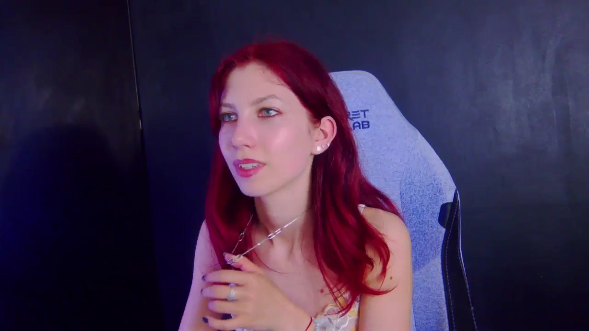 Gallery image thumbnail from Yasemina's myfreecams stream on, 04/08/2026, 02:42 image 11 of 20
