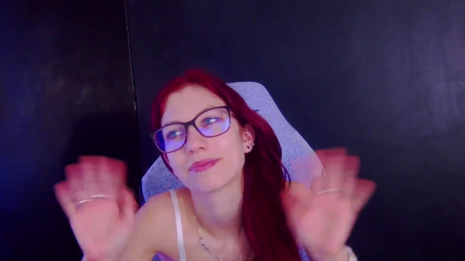 Gallery image thumbnail from Yasemina's myfreecams stream on, 04/08/2026, 04:18 image 19 of 20