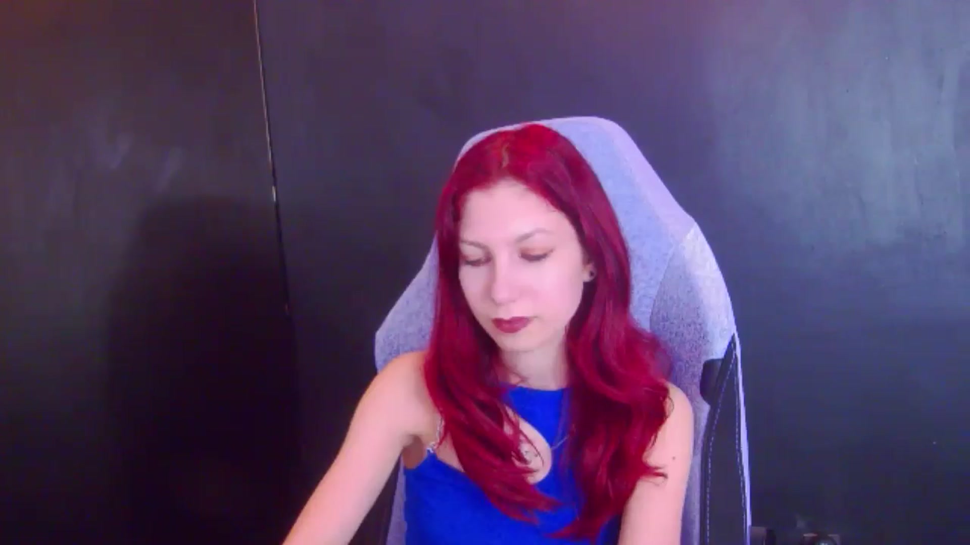 Gallery image thumbnail from Yasemina's myfreecams stream on, 04/08/2026, 21:42 image 18 of 20