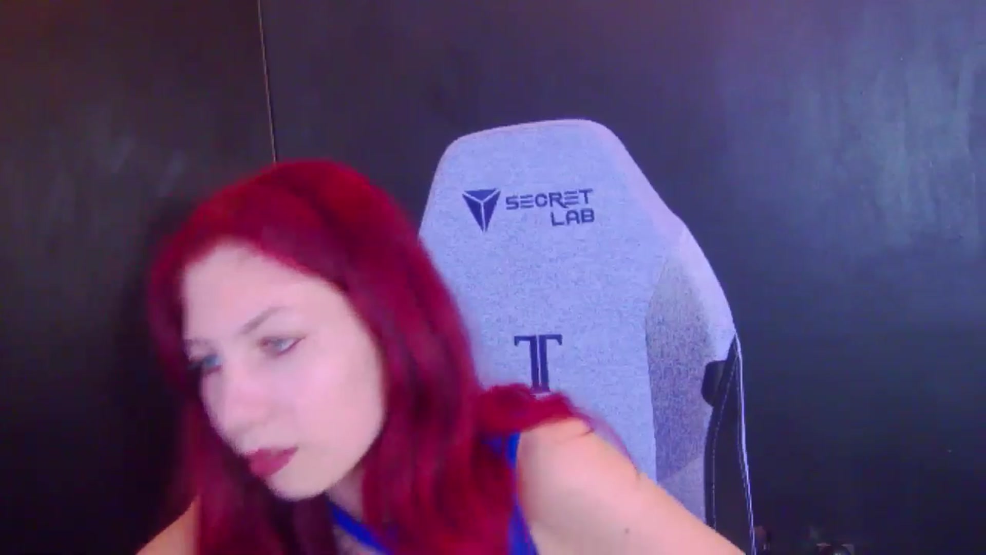 Gallery image thumbnail from Yasemina's myfreecams stream on, 04/08/2026, 21:42 image 14 of 20