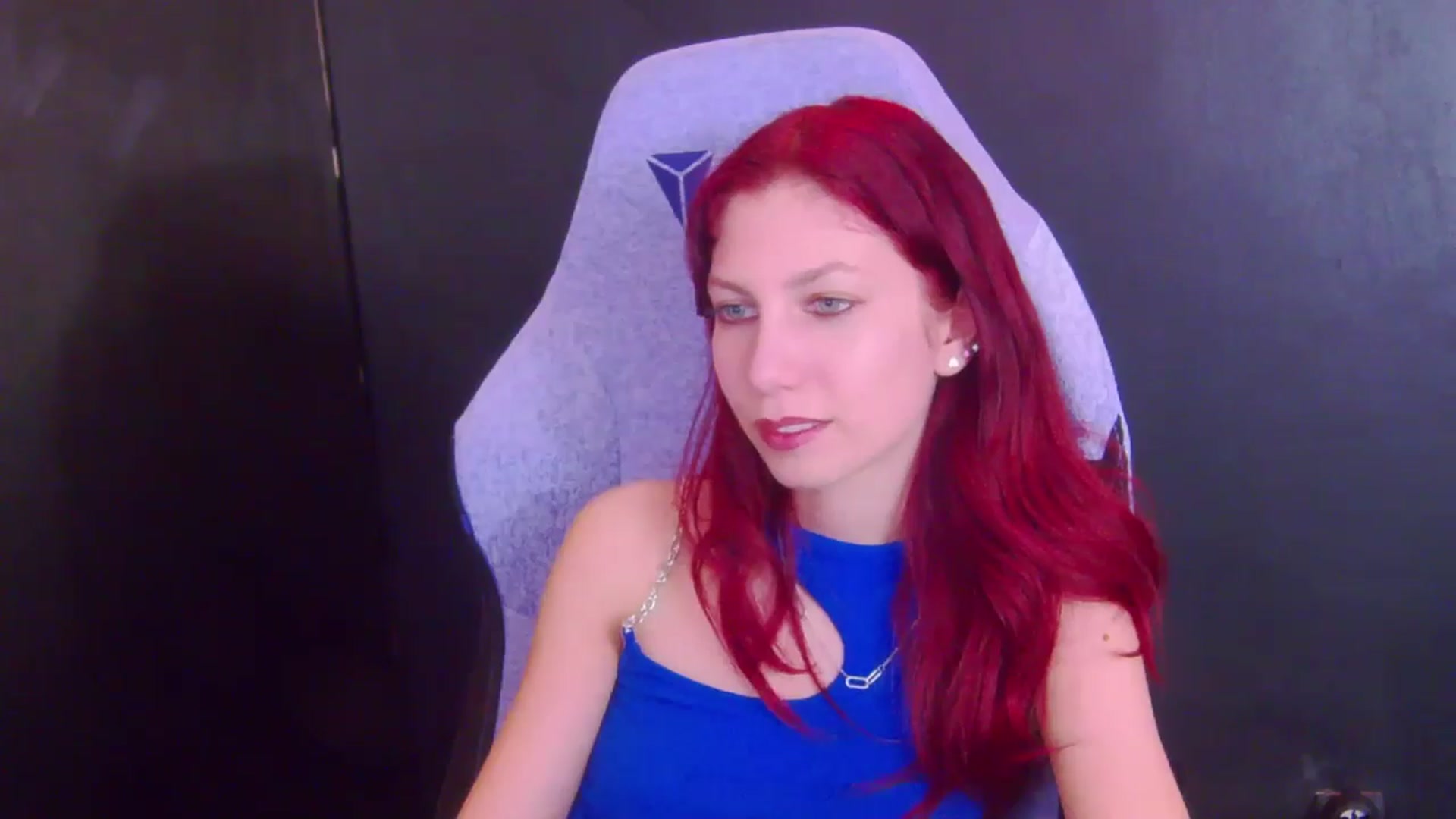 Gallery image thumbnail from Yasemina's myfreecams stream on, 04/09/2026, 24:53 image 16 of 20
