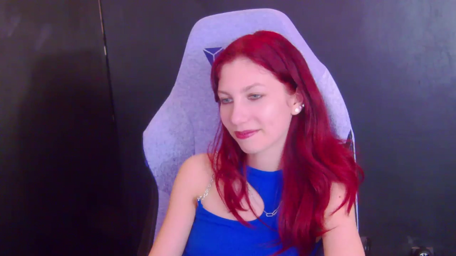 Gallery image thumbnail from Yasemina's myfreecams stream on, 04/09/2026, 24:53 image 14 of 20