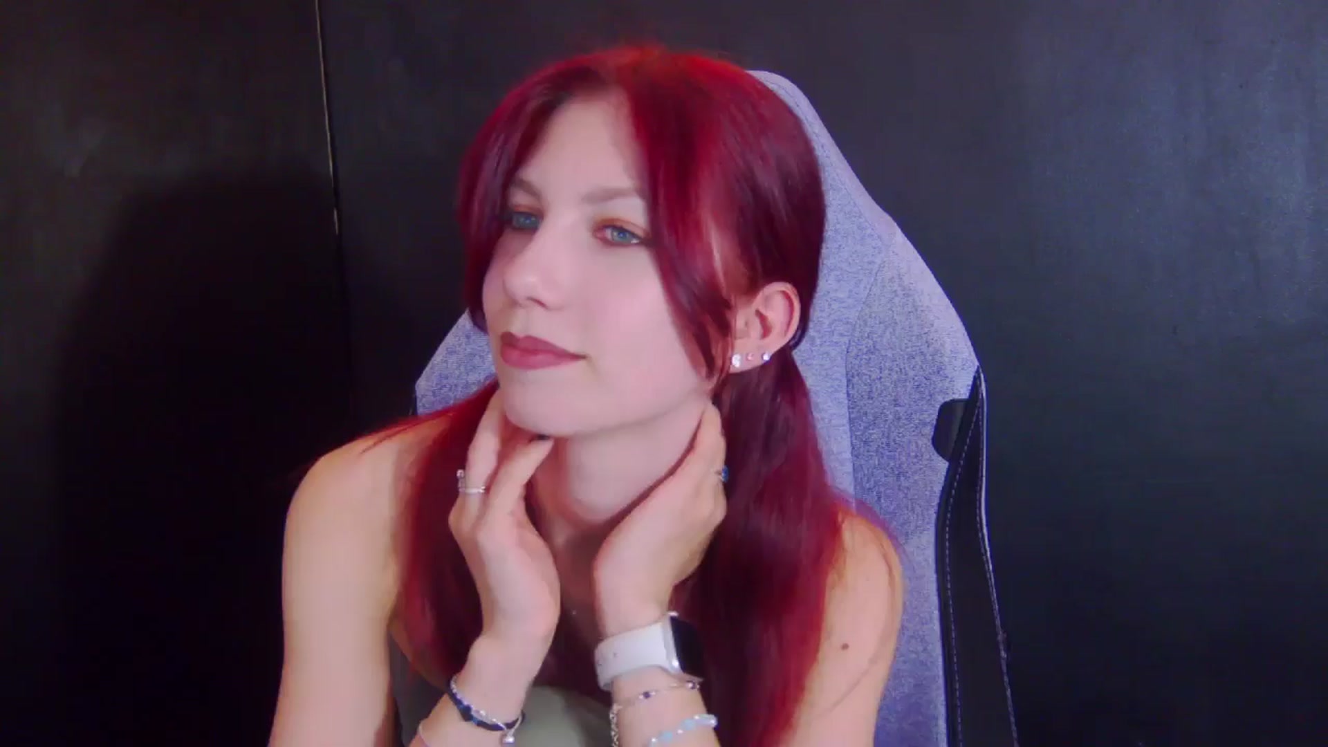 Gallery image thumbnail from Yasemina's myfreecams stream on, 04/14/2026, 22:04 image 1 of 20