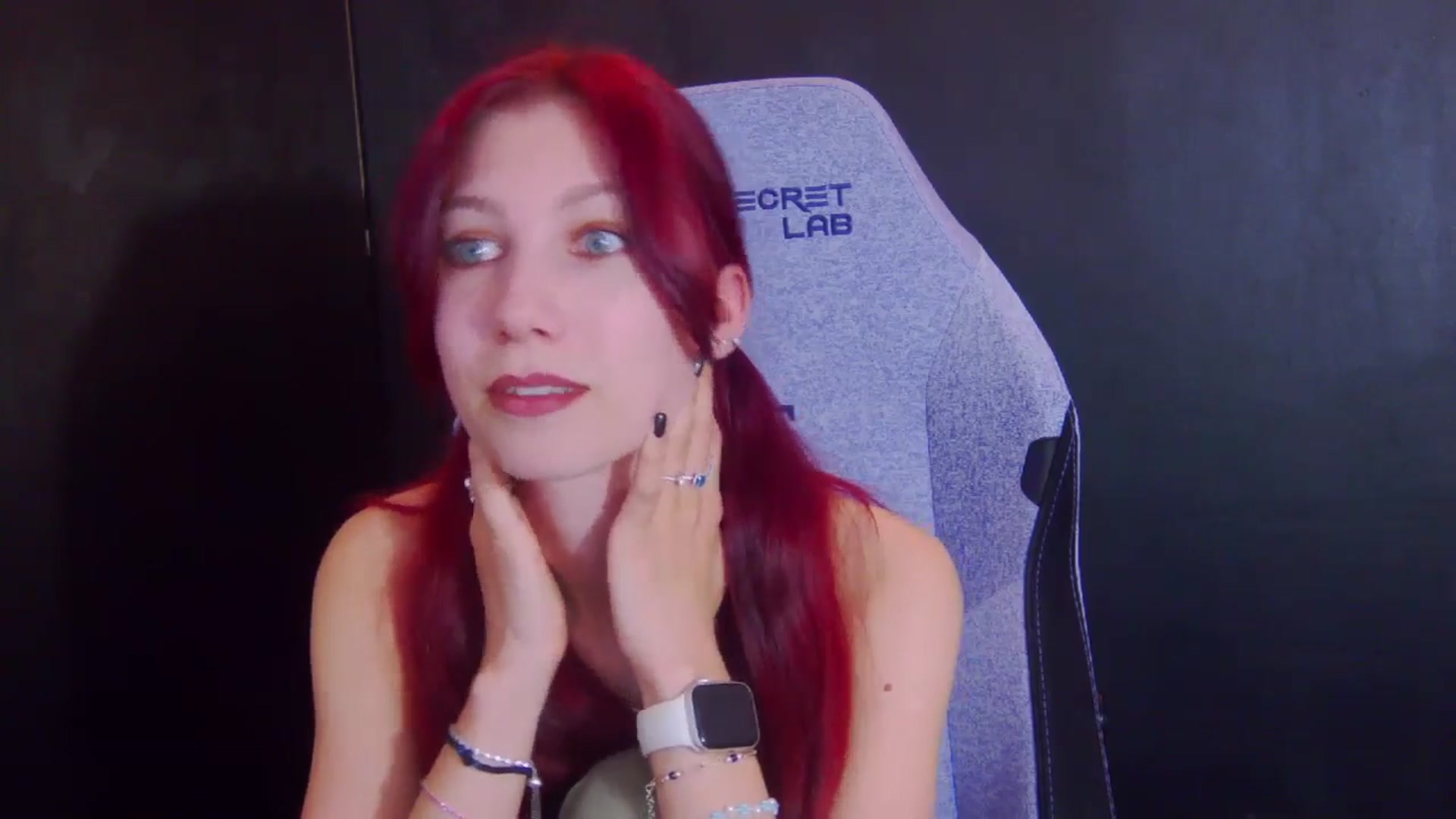 Gallery image thumbnail from Yasemina's myfreecams stream on, 04/14/2026, 22:04 image 3 of 20