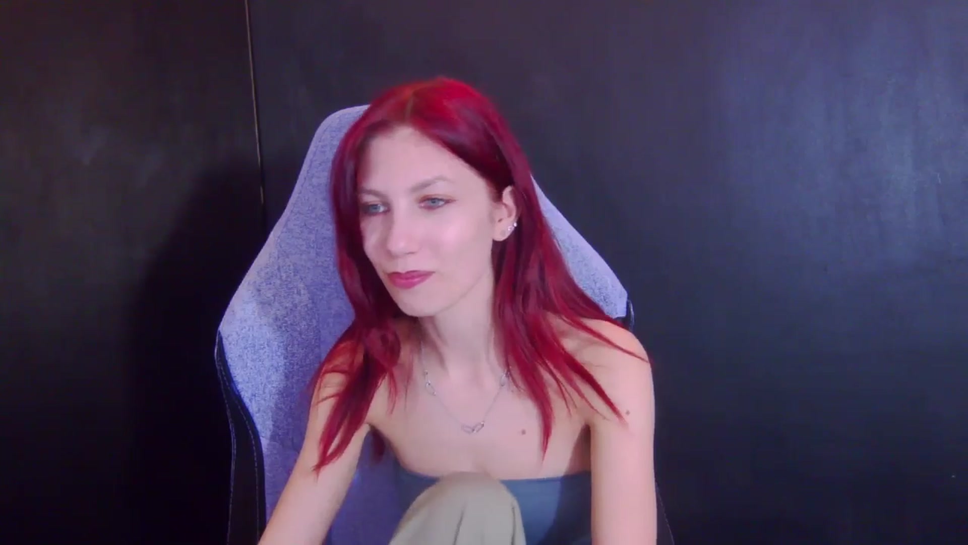 Gallery image thumbnail from Yasemina's myfreecams stream on, 04/15/2026, 02:29 image 6 of 20