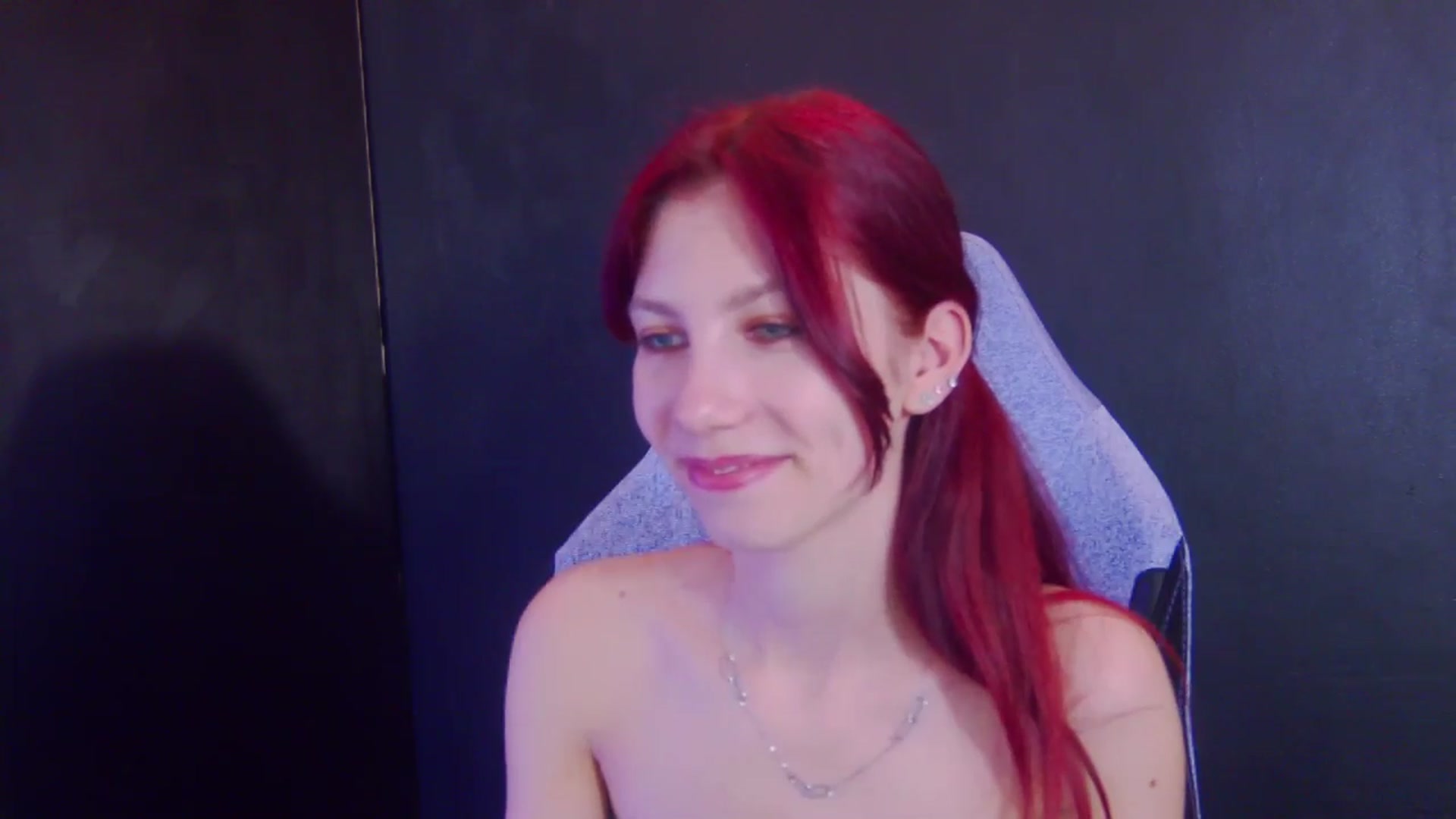 Gallery image thumbnail from Yasemina's myfreecams stream on, 04/15/2026, 02:29 image 15 of 20
