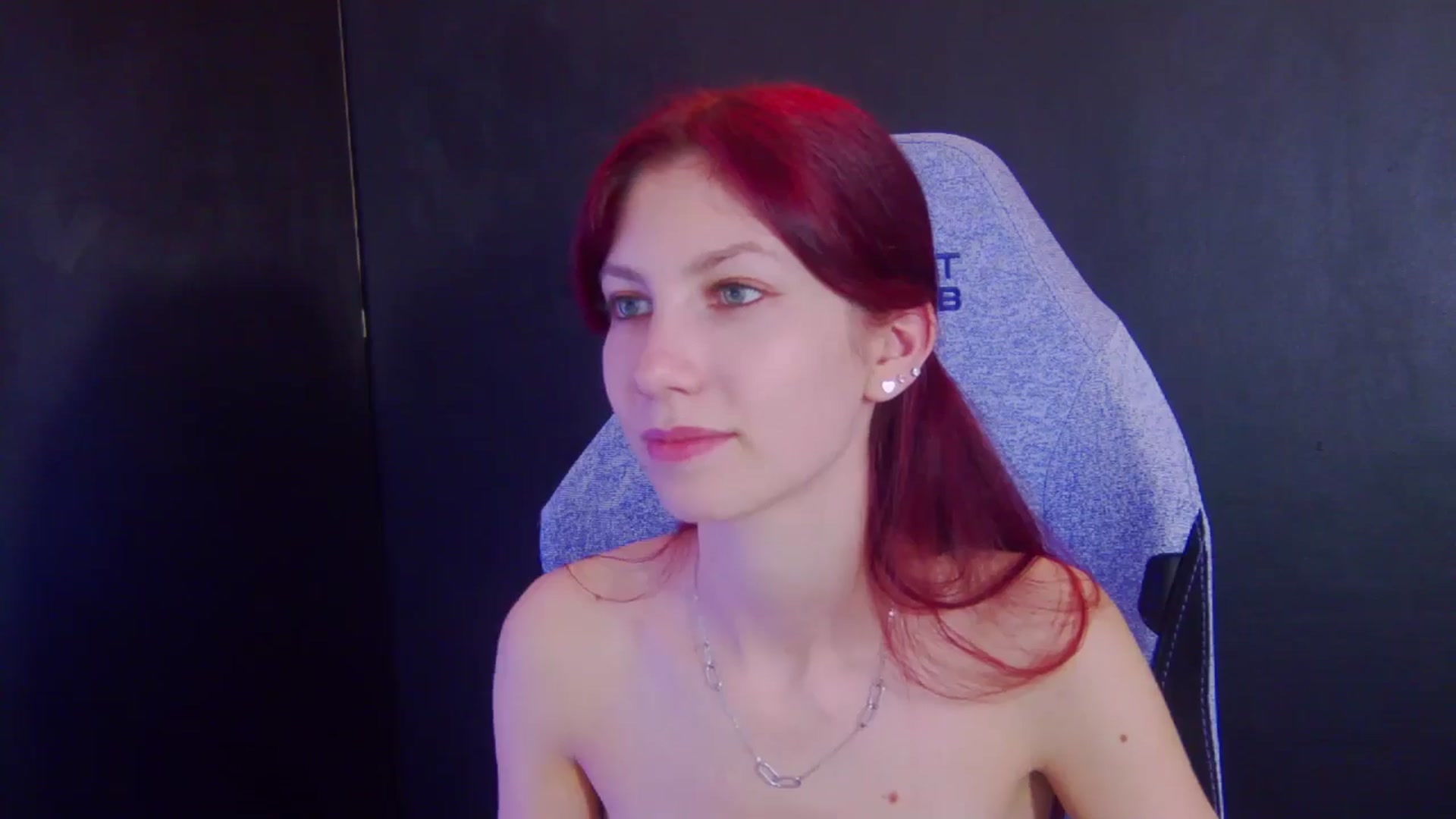Gallery image thumbnail from Yasemina's myfreecams stream on, 04/15/2026, 04:33 image 8 of 20