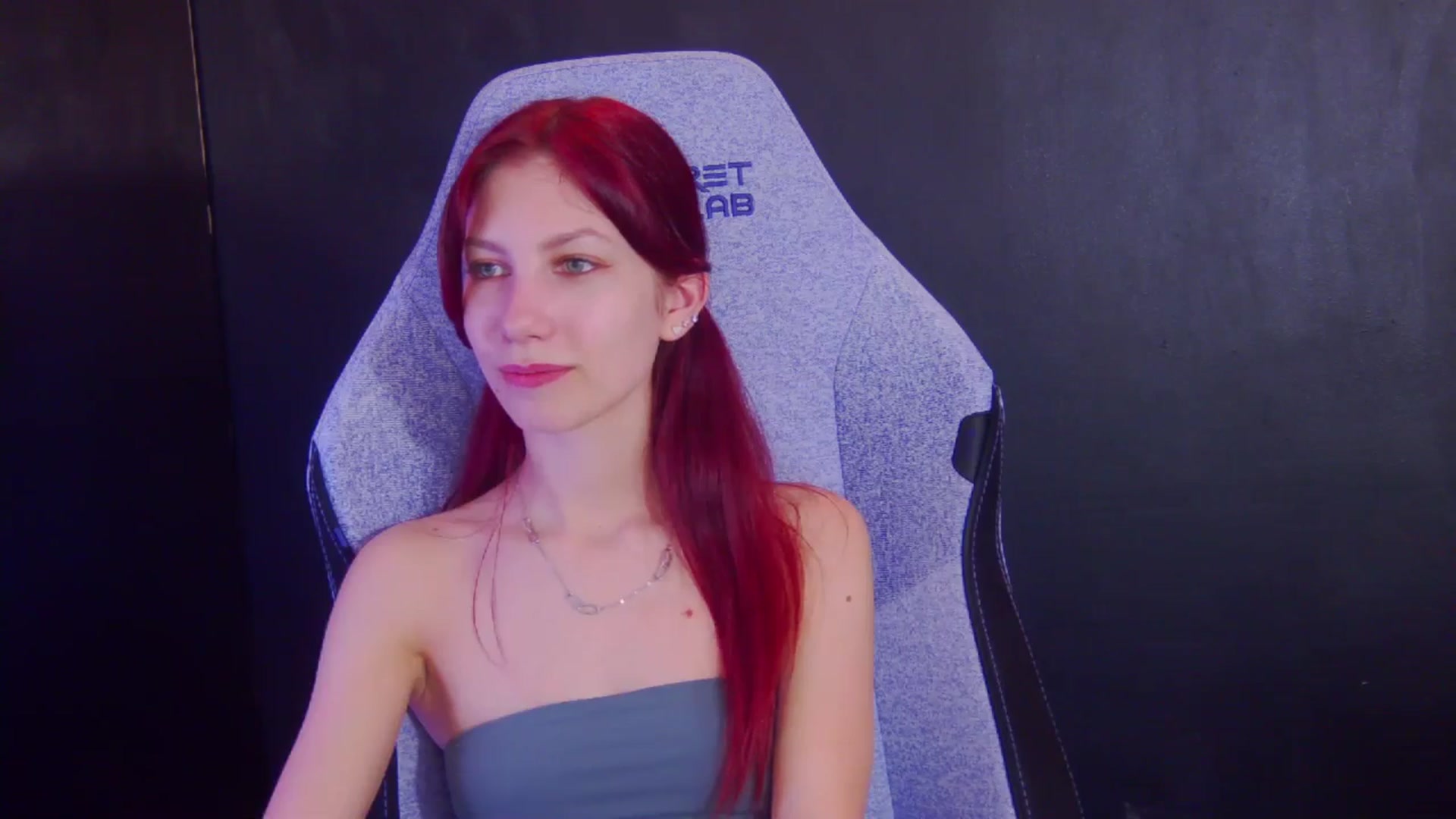 Gallery image thumbnail from Yasemina's myfreecams stream on, 04/15/2026, 04:33 image 18 of 20