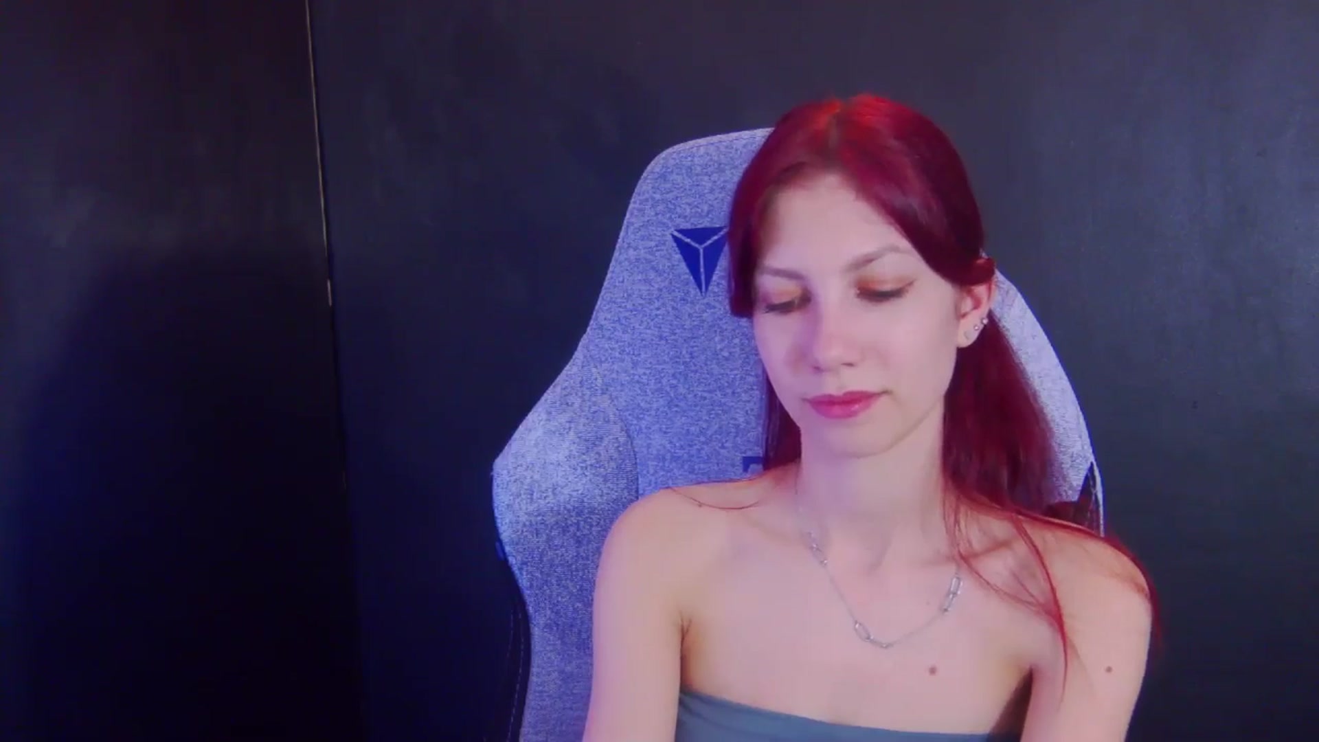 Gallery image thumbnail from Yasemina's myfreecams stream on, 04/15/2026, 04:33 image 9 of 20