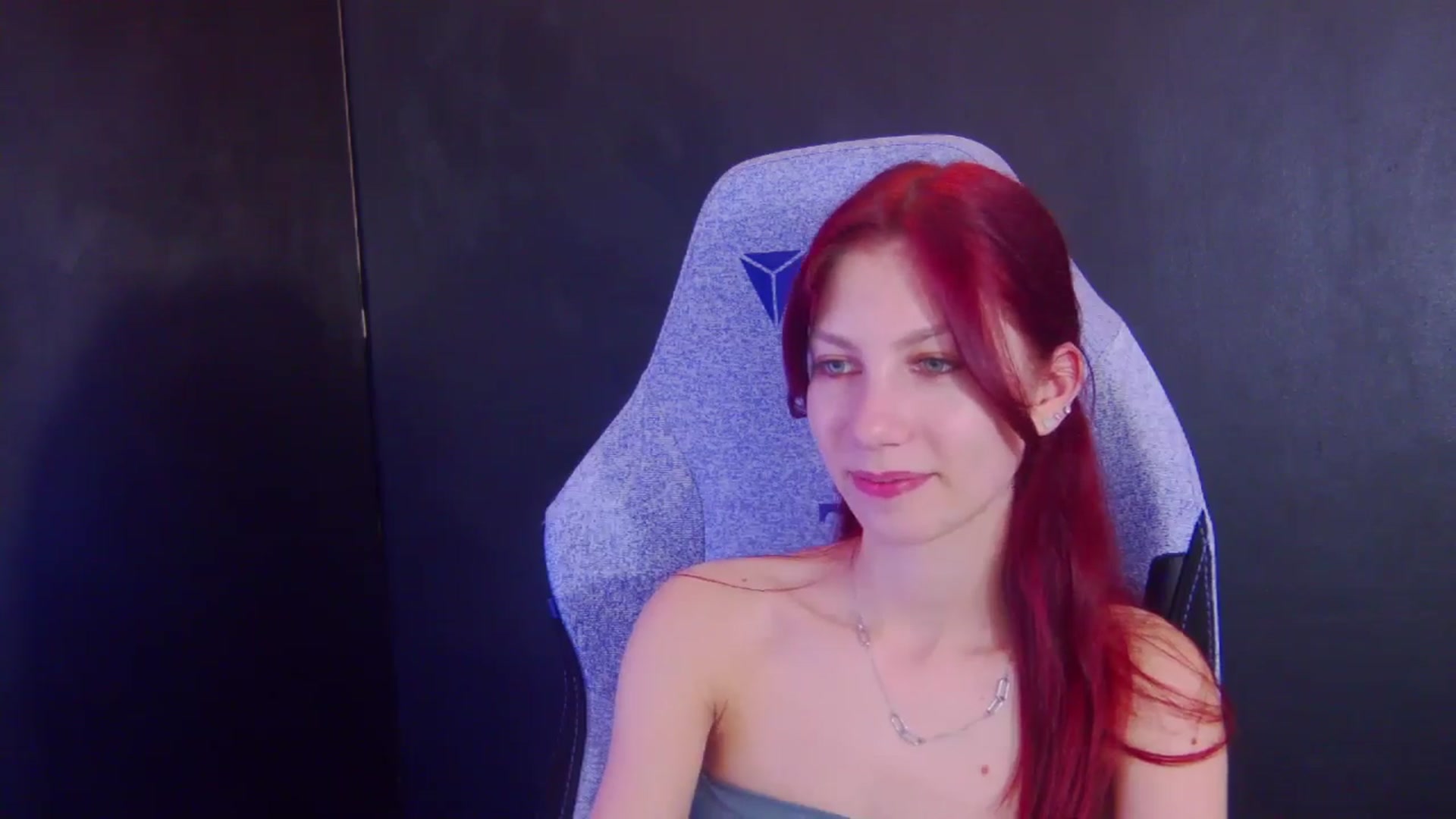 Gallery image thumbnail from Yasemina's myfreecams stream on, 04/15/2026, 04:33 image 14 of 20