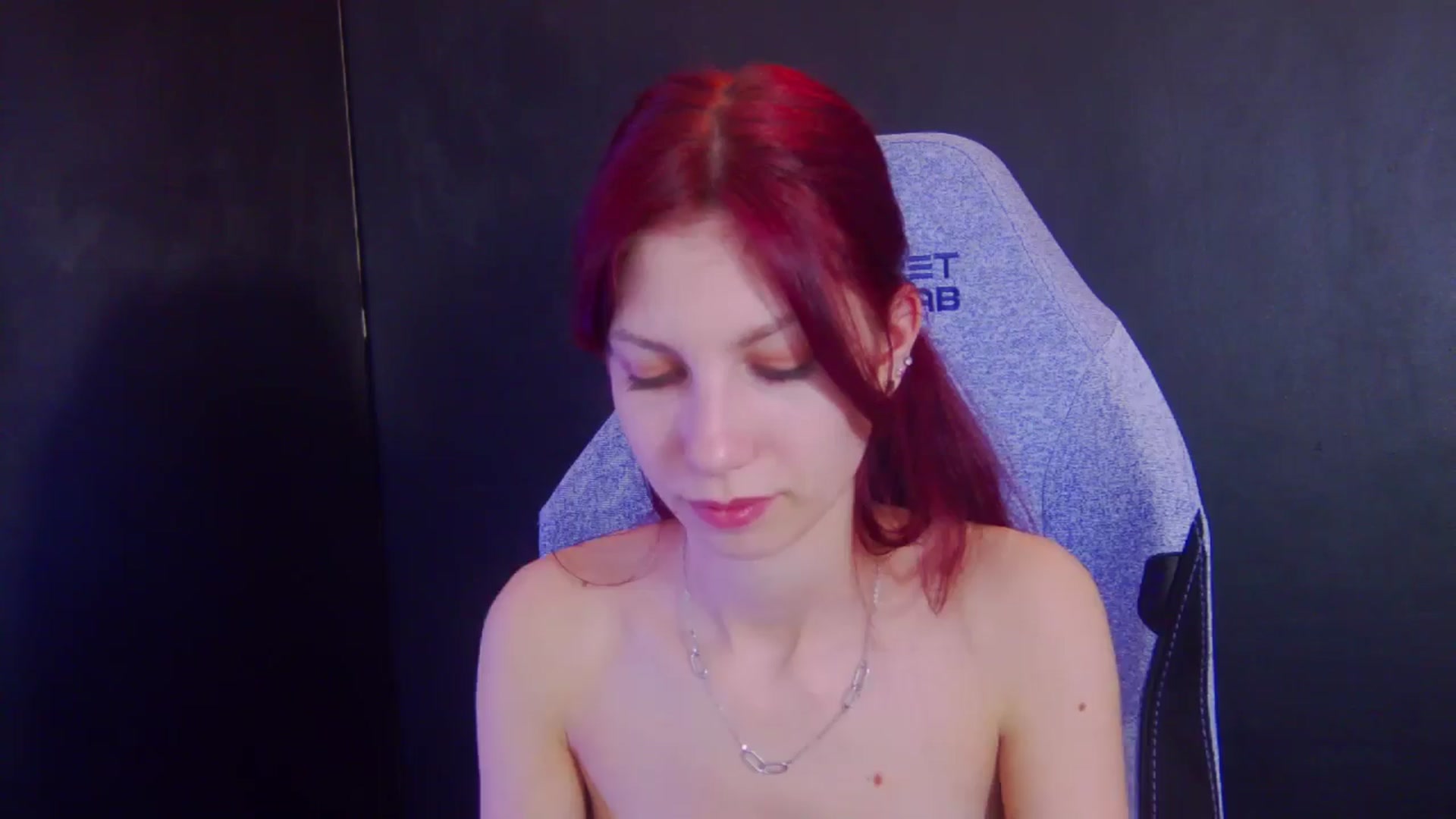 Gallery image thumbnail from Yasemina's myfreecams stream on, 04/15/2026, 04:33 image 7 of 20