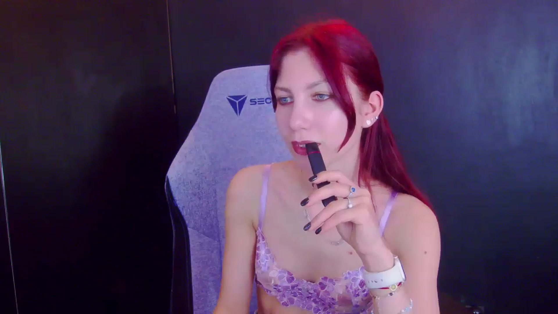 Gallery image thumbnail from Yasemina's myfreecams stream on, 04/15/2026, 22:54 image 9 of 20