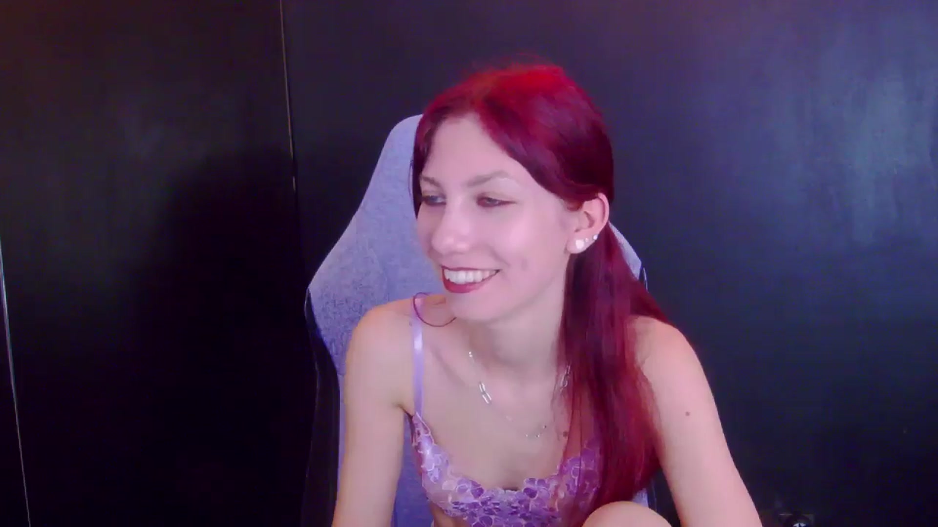 Gallery image thumbnail from Yasemina's myfreecams stream on, 04/15/2026, 22:54 image 10 of 20