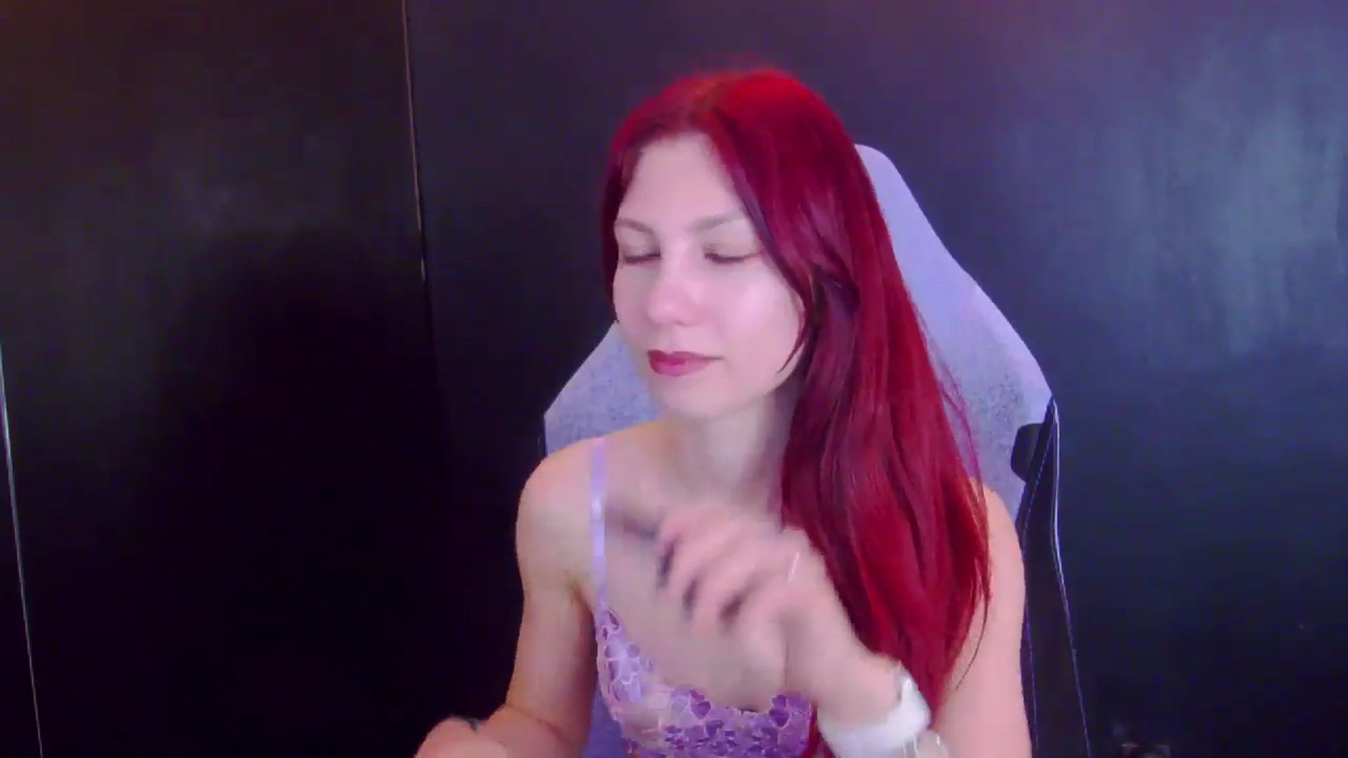Gallery image thumbnail from Yasemina's myfreecams stream on, 04/15/2026, 22:54 image 8 of 20