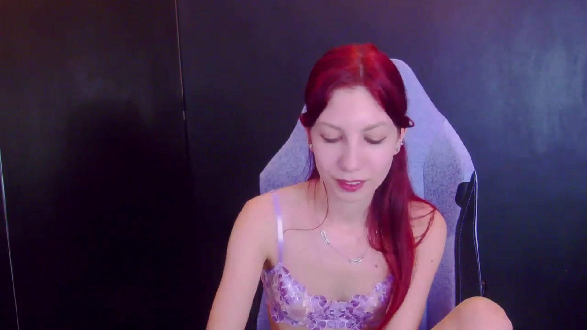 Gallery image thumbnail from Yasemina's myfreecams stream on, 04/15/2026, 22:54 image 13 of 20