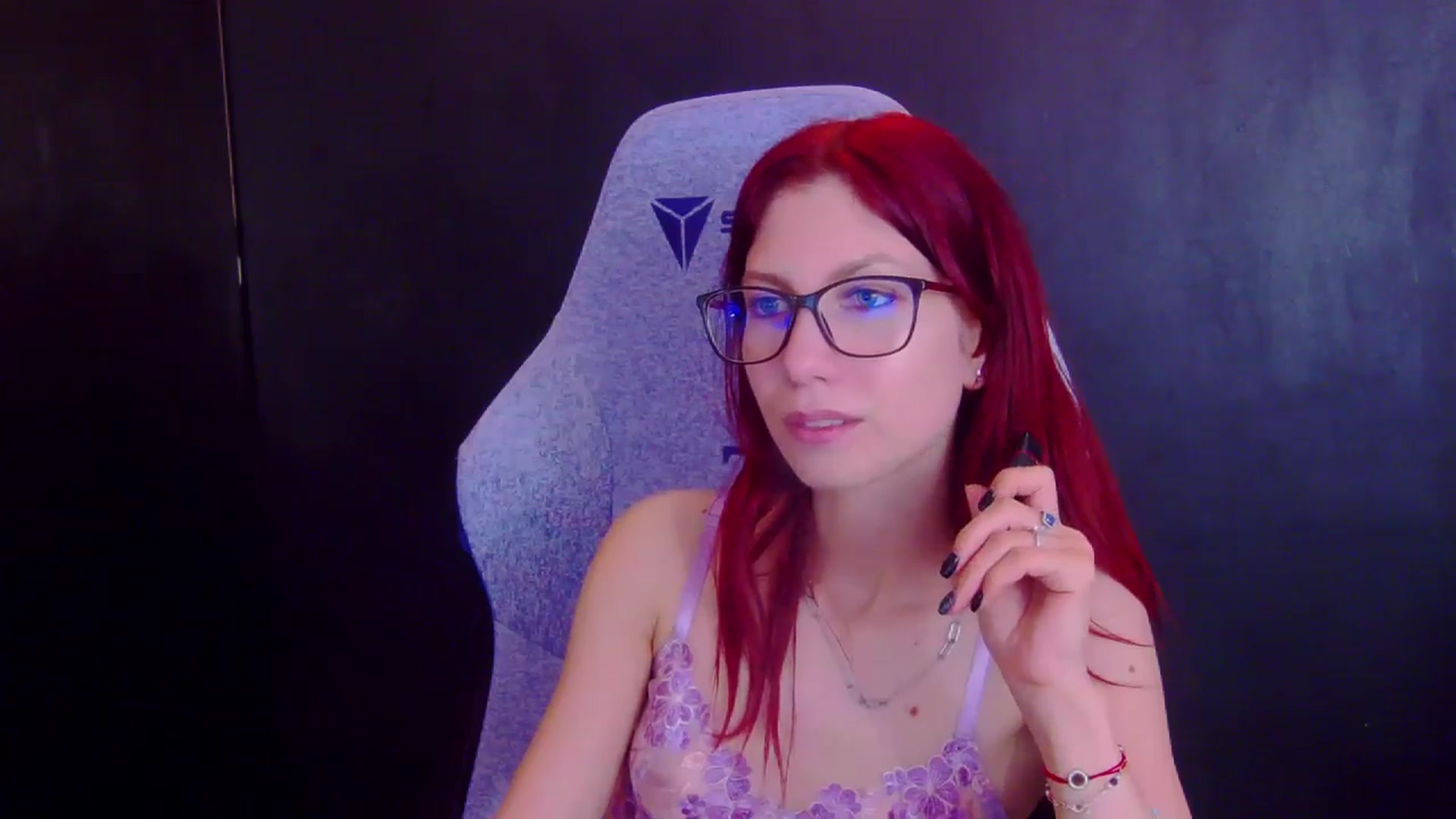 Gallery image thumbnail from Yasemina's myfreecams stream on, 04/16/2026, 03:52 image 17 of 20