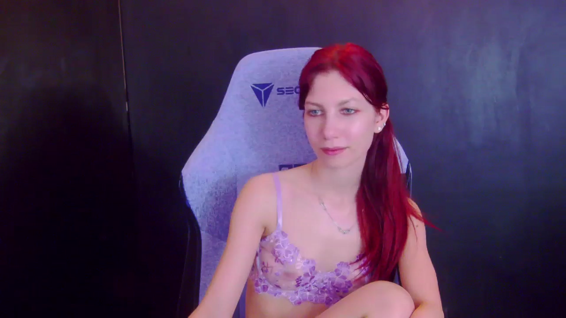 Gallery image thumbnail from Yasemina's myfreecams stream on, 04/16/2026, 03:52 image 2 of 20