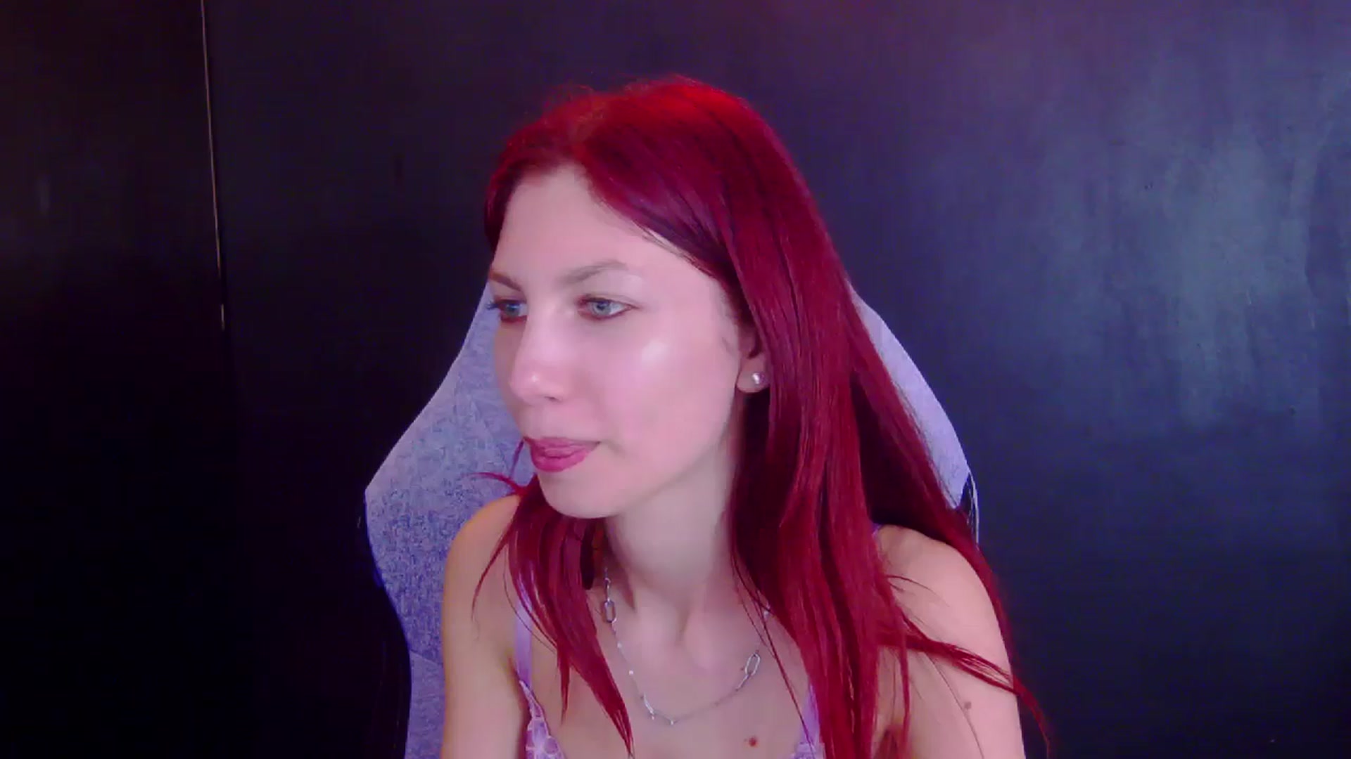 Gallery image thumbnail from Yasemina's myfreecams stream on, 04/16/2026, 04:06 image 5 of 20