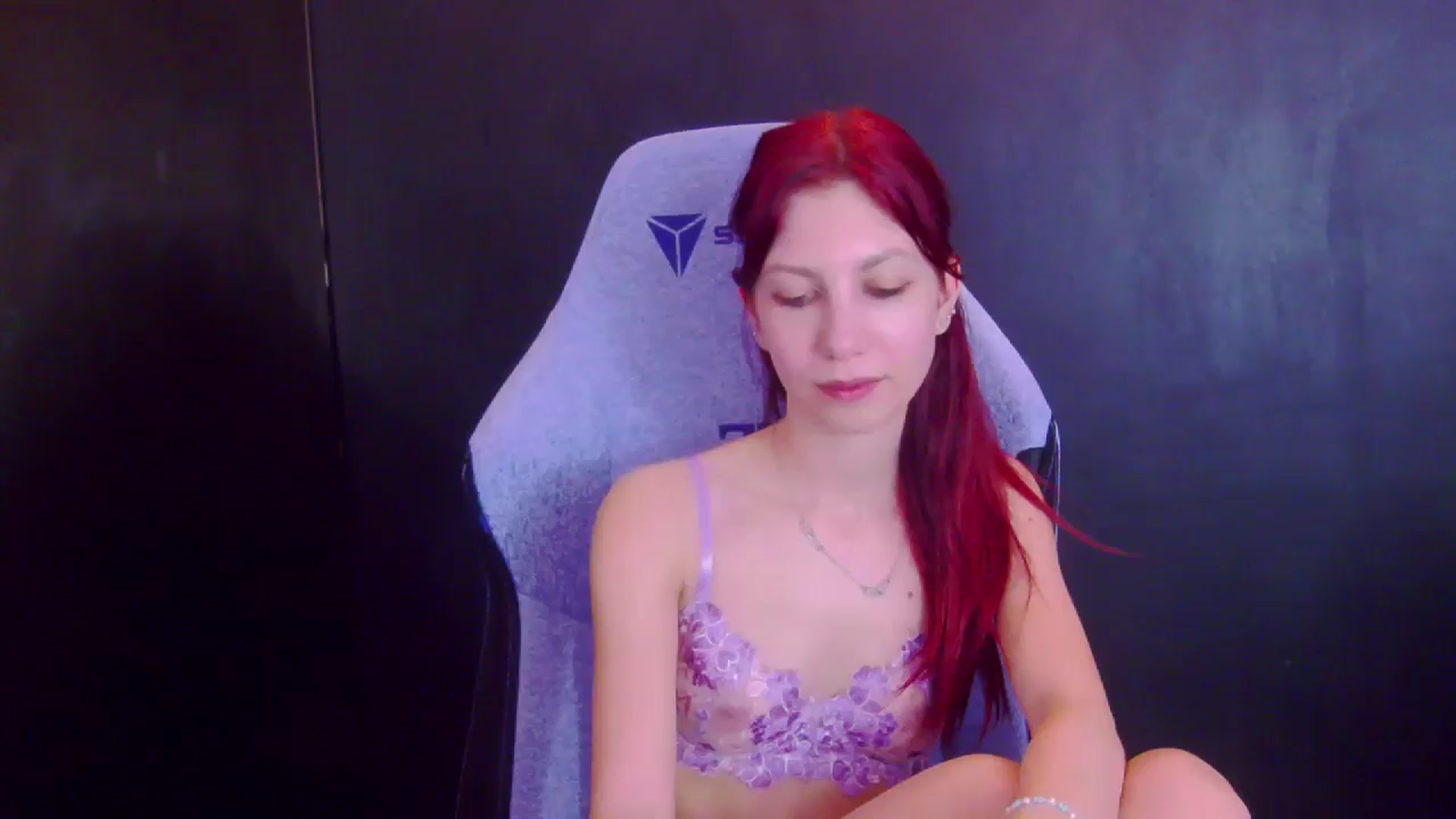 Gallery image thumbnail from Yasemina's myfreecams stream on, 04/16/2026, 04:06 image 1 of 20