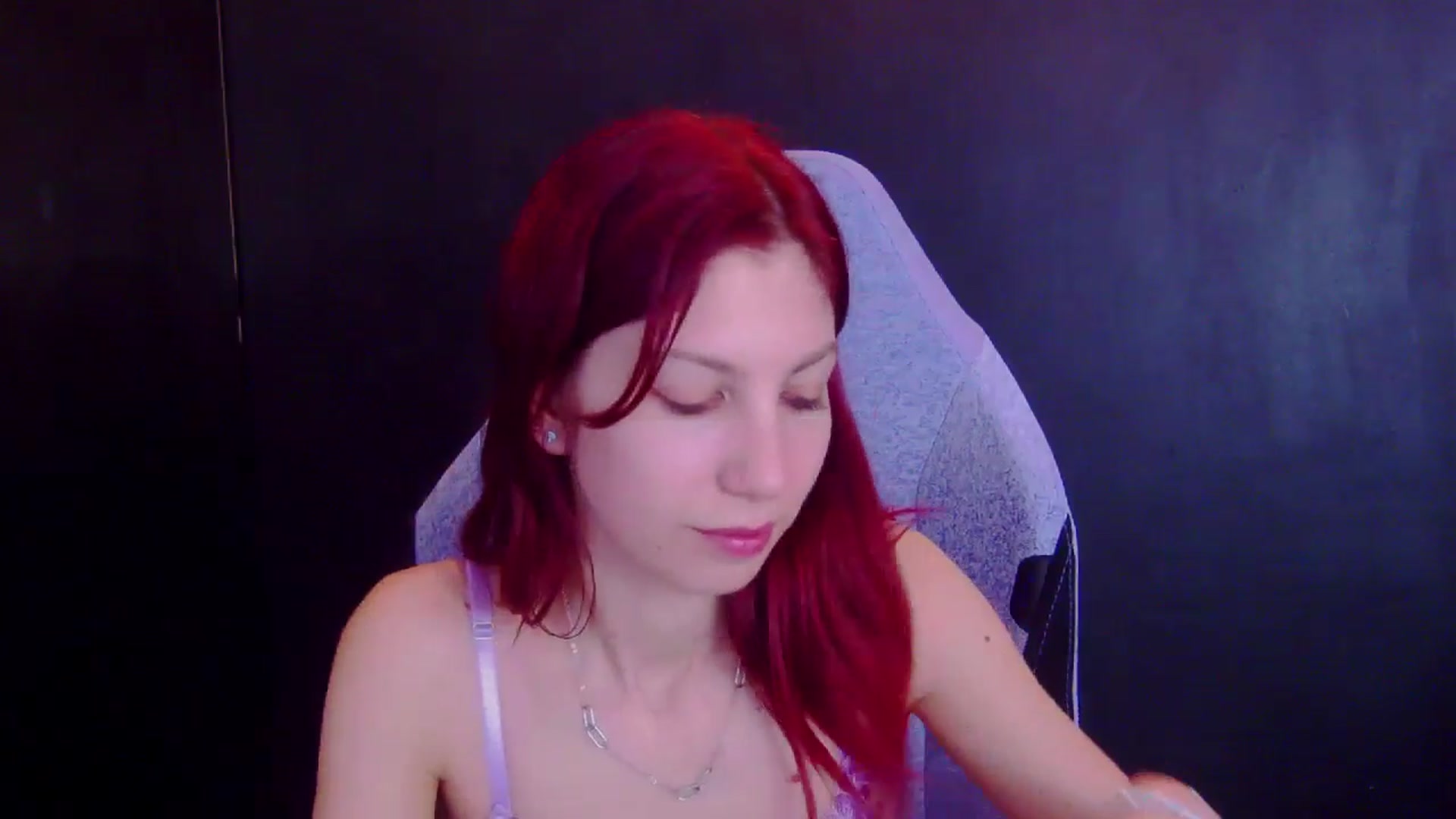 Gallery image thumbnail from Yasemina's myfreecams stream on, 04/16/2026, 04:06 image 14 of 20