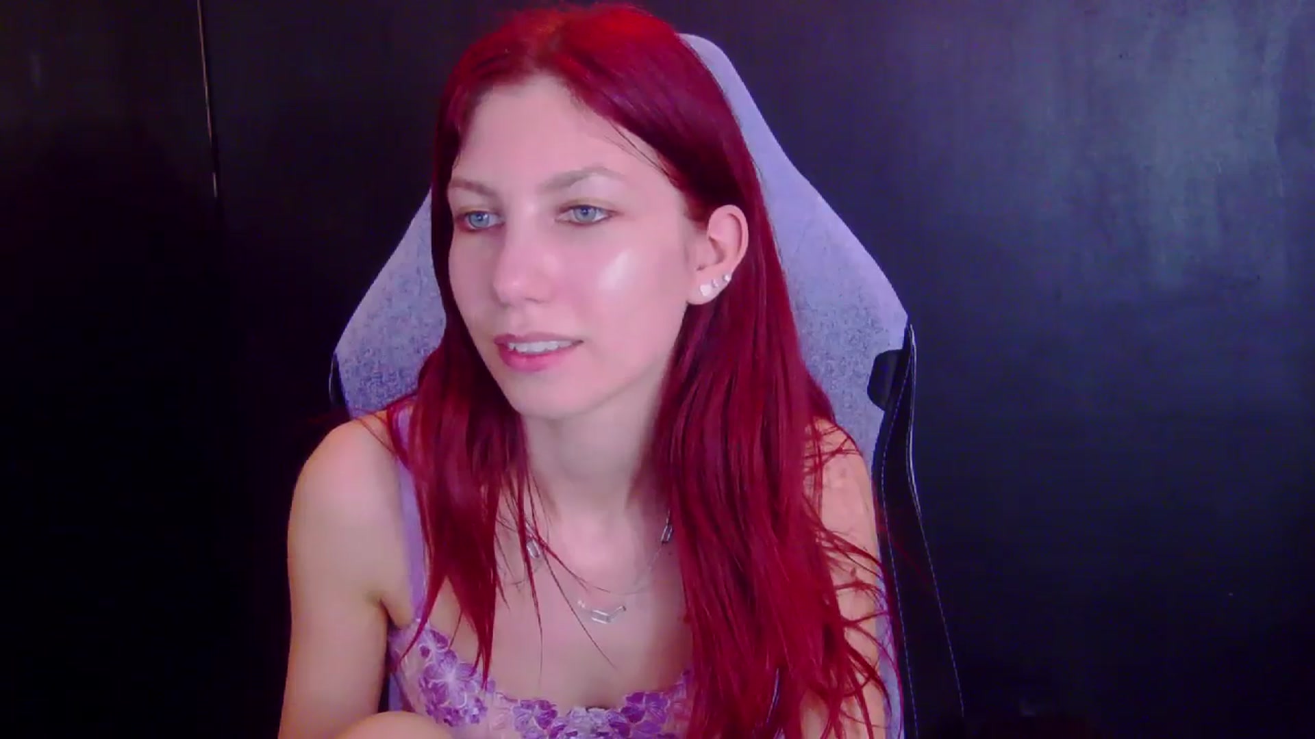 Gallery image thumbnail from Yasemina's myfreecams stream on, 04/16/2026, 04:06 image 7 of 20