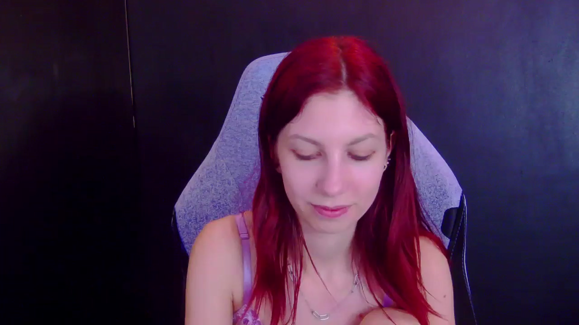 Gallery image thumbnail from Yasemina's myfreecams stream on, 04/16/2026, 05:21 image 4 of 20