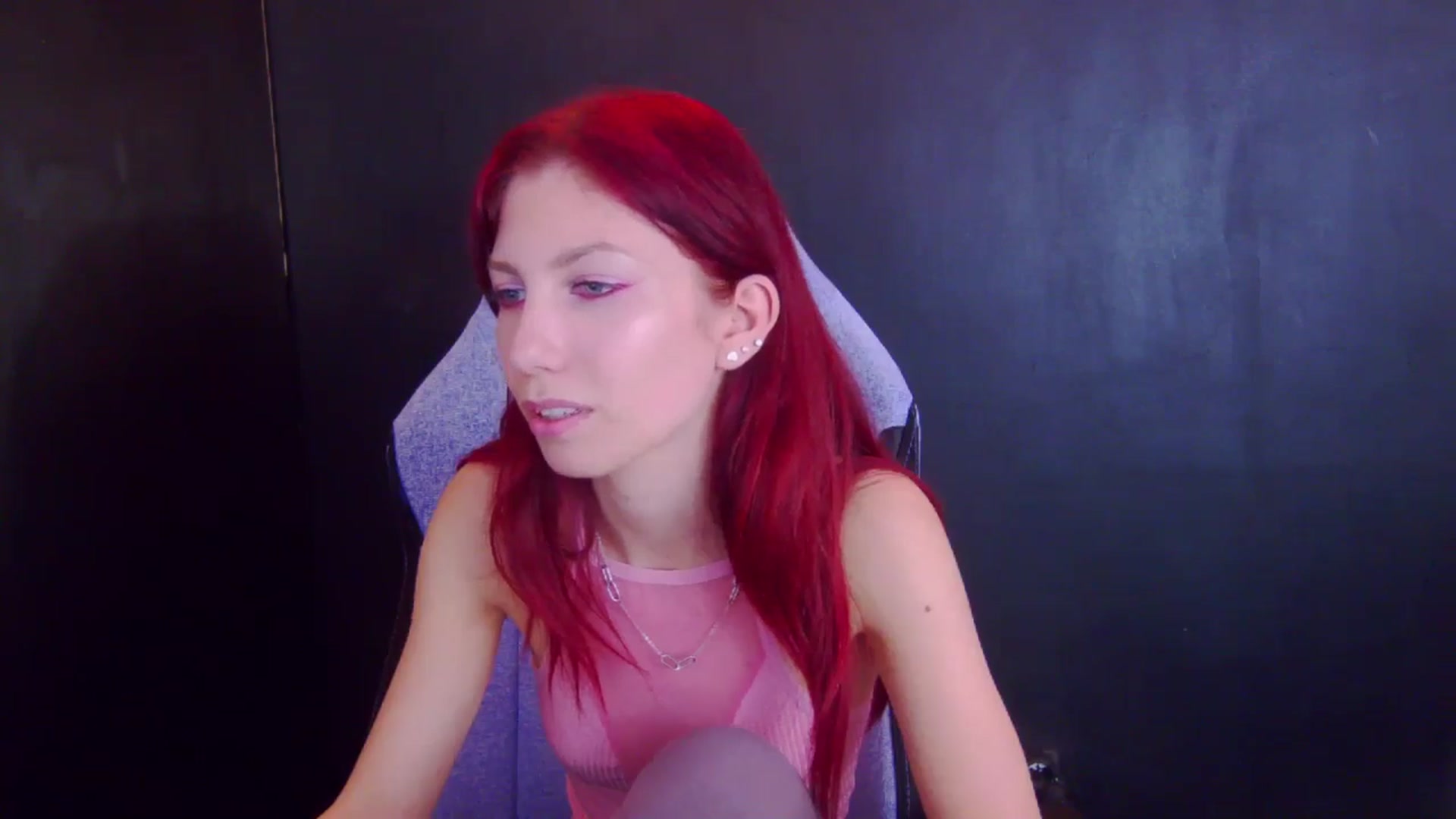 Gallery image thumbnail from Yasemina's myfreecams stream on, 04/16/2026, 22:14 image 18 of 20