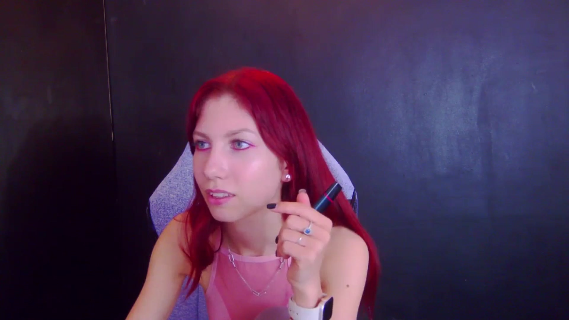 Gallery image thumbnail from Yasemina's myfreecams stream on, 04/16/2026, 22:14 image 17 of 20