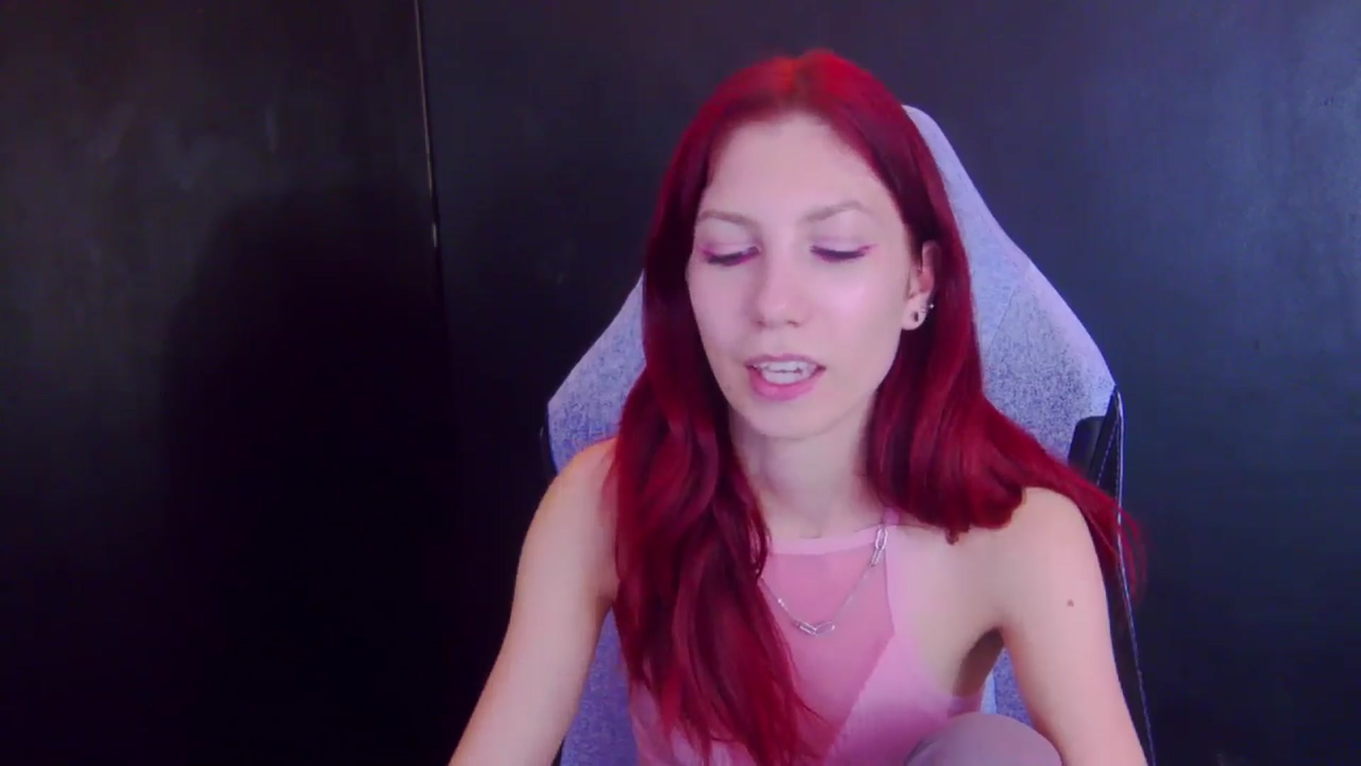 Gallery image thumbnail from Yasemina's myfreecams stream on, 04/17/2026, 02:54 image 16 of 20