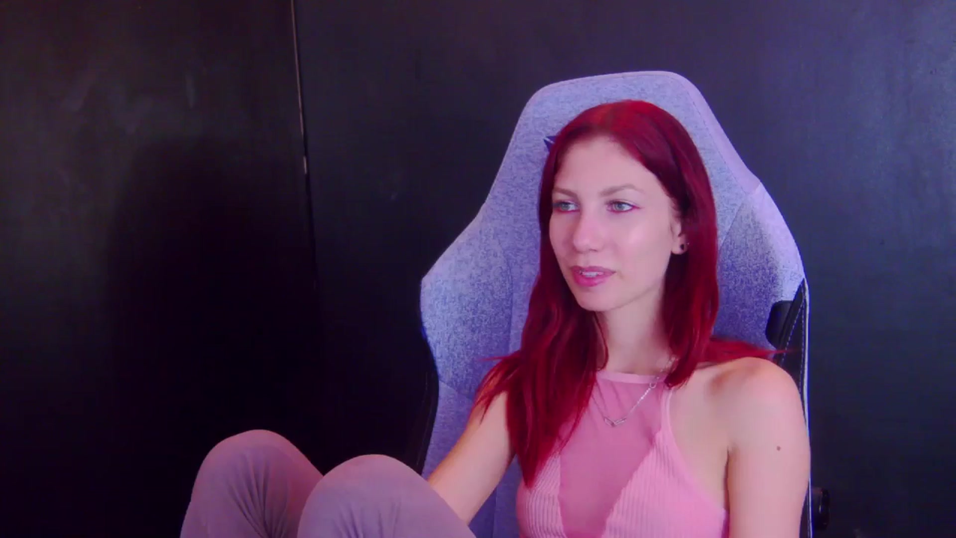 Gallery image thumbnail from Yasemina's myfreecams stream on, 04/17/2026, 02:54 image 19 of 20