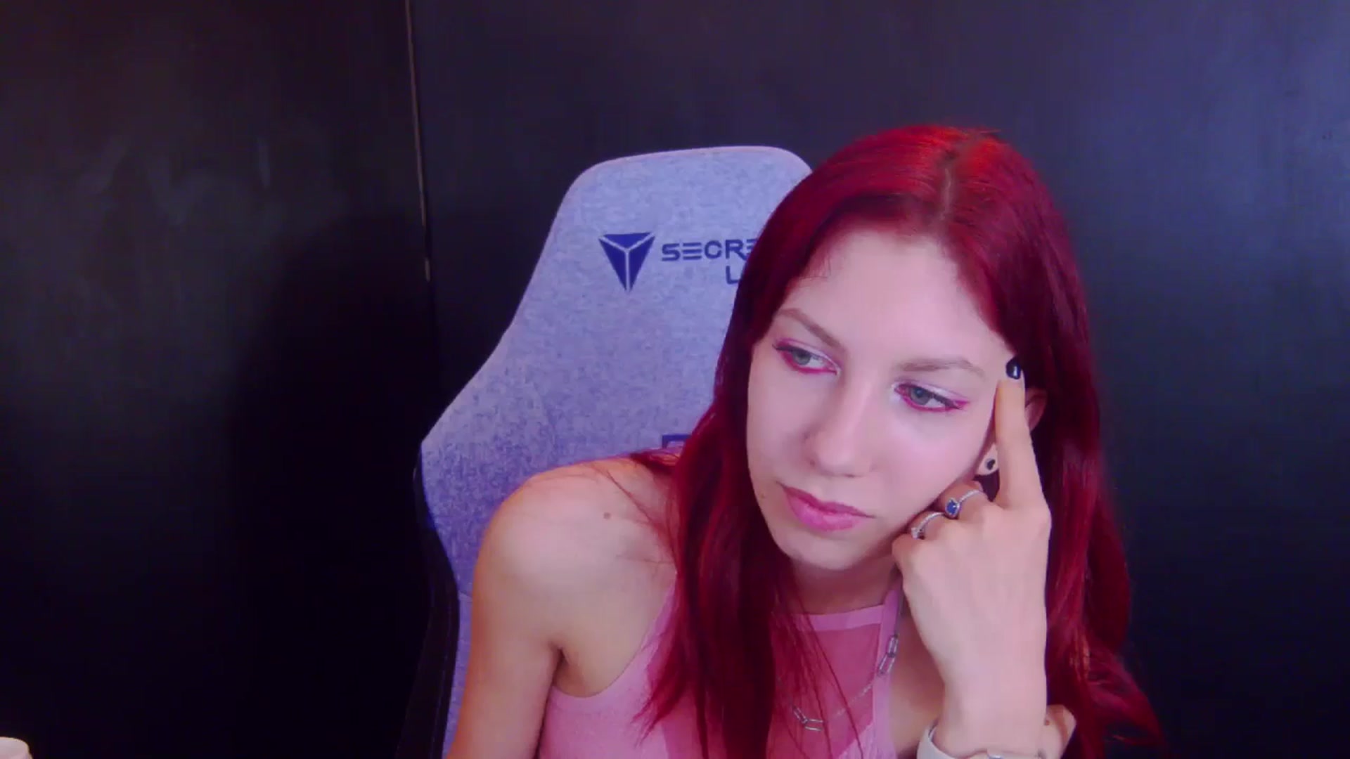 Gallery image thumbnail from Yasemina's myfreecams stream on, 04/17/2026, 02:54 image 6 of 20