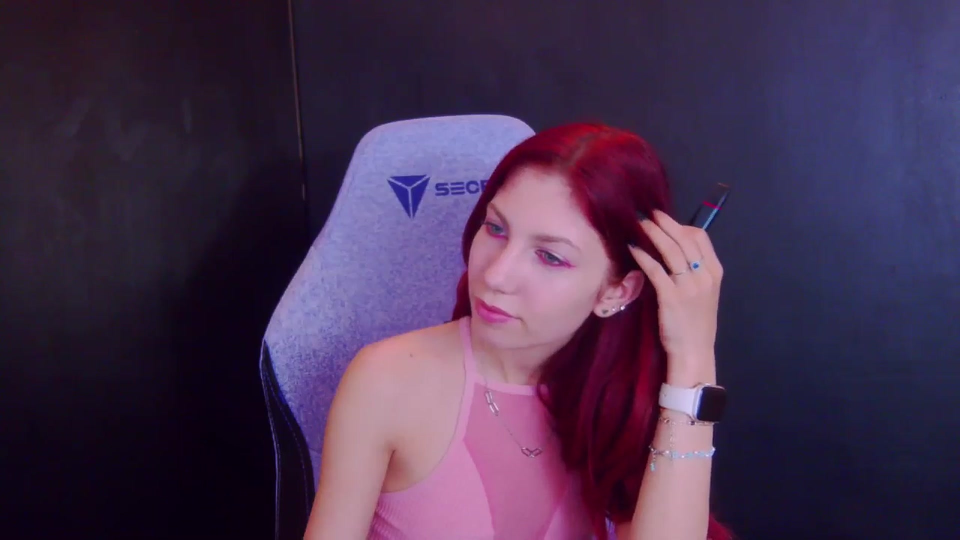 Gallery image thumbnail from Yasemina's myfreecams stream on, 04/17/2026, 02:54 image 13 of 20
