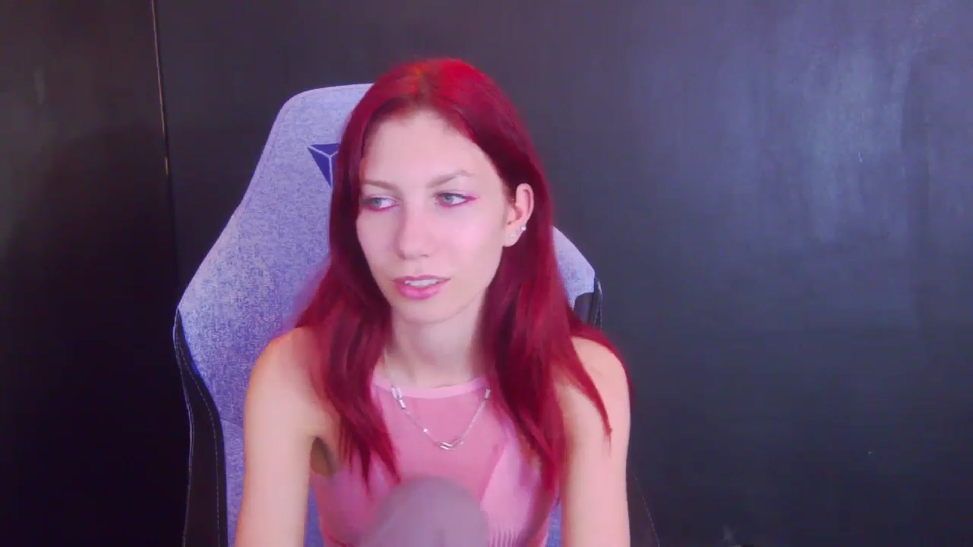 Gallery image thumbnail from Yasemina's myfreecams stream on, 04/17/2026, 04:07 image 15 of 20
