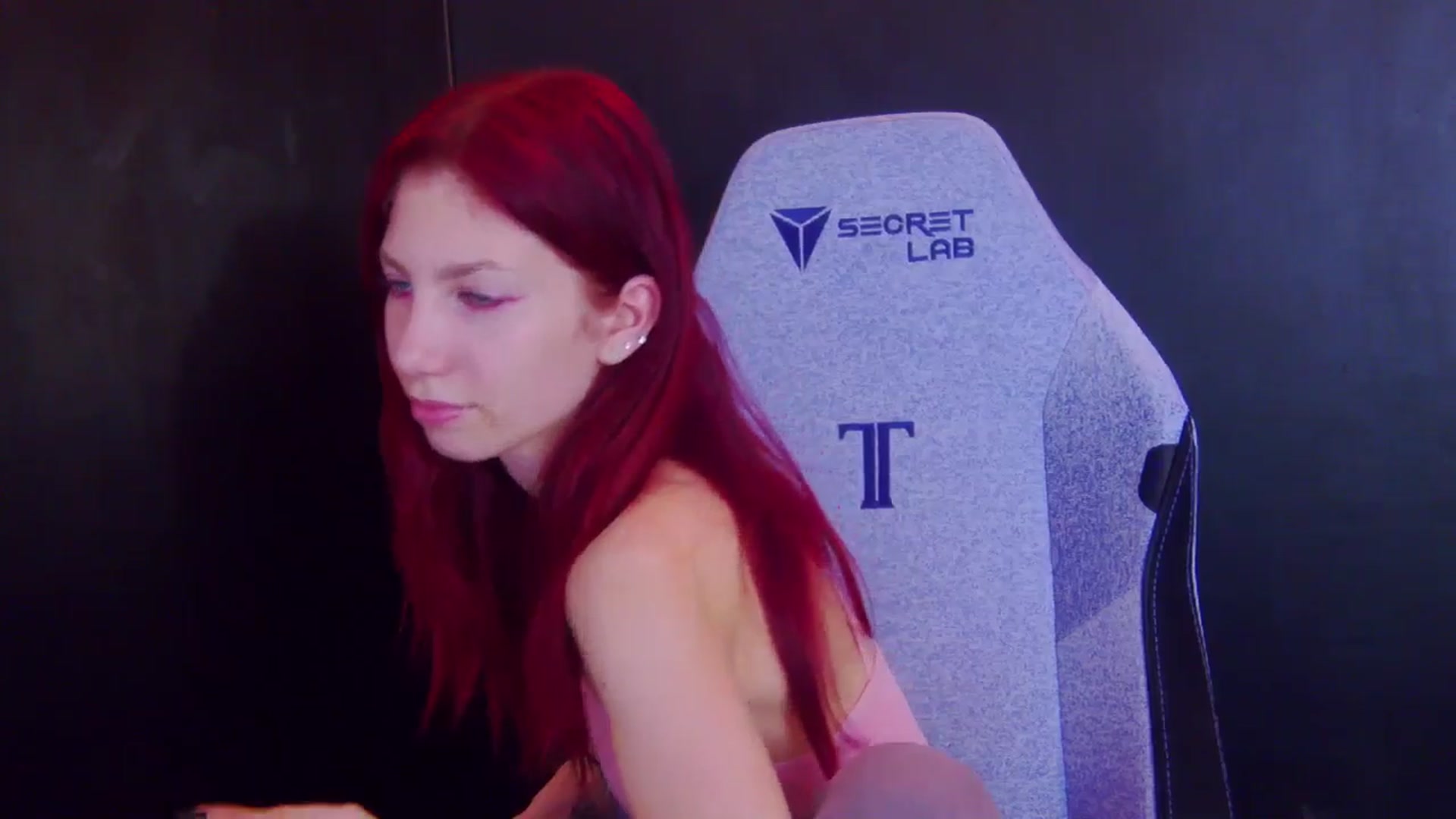 Gallery image thumbnail from Yasemina's myfreecams stream on, 04/17/2026, 04:07 image 6 of 20