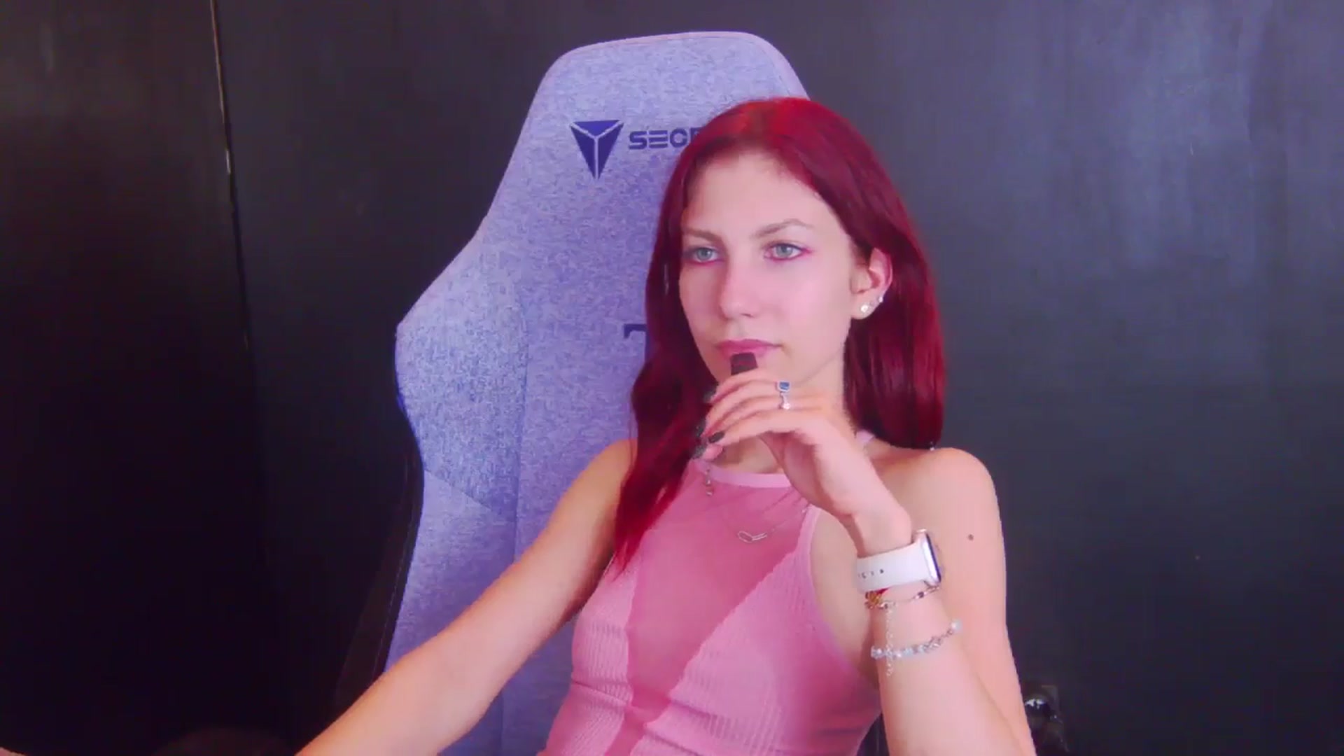 Gallery image thumbnail from Yasemina's myfreecams stream on, 04/17/2026, 04:07 image 14 of 20